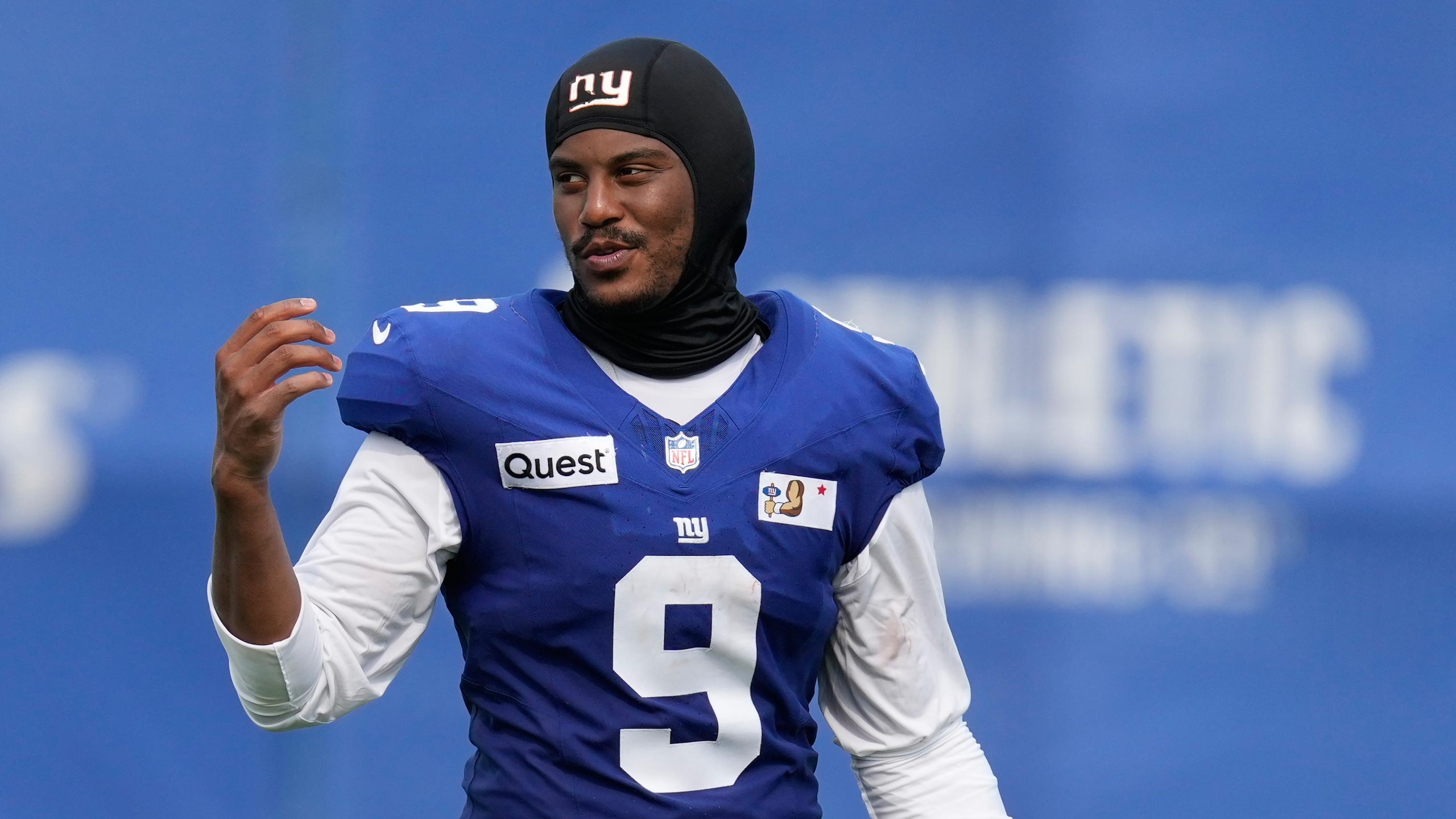 Giants Camp Football