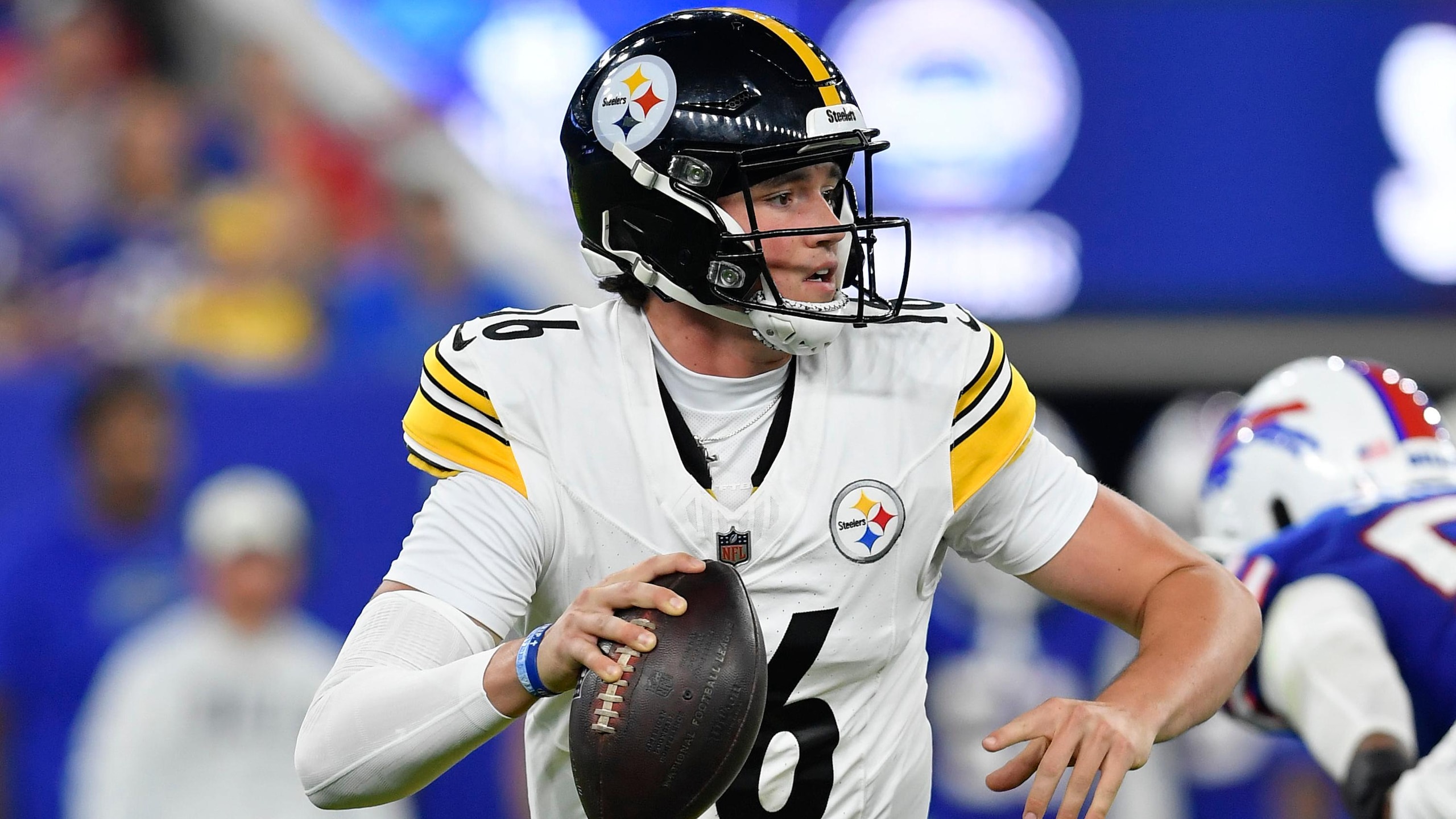 Steelers Bills Football