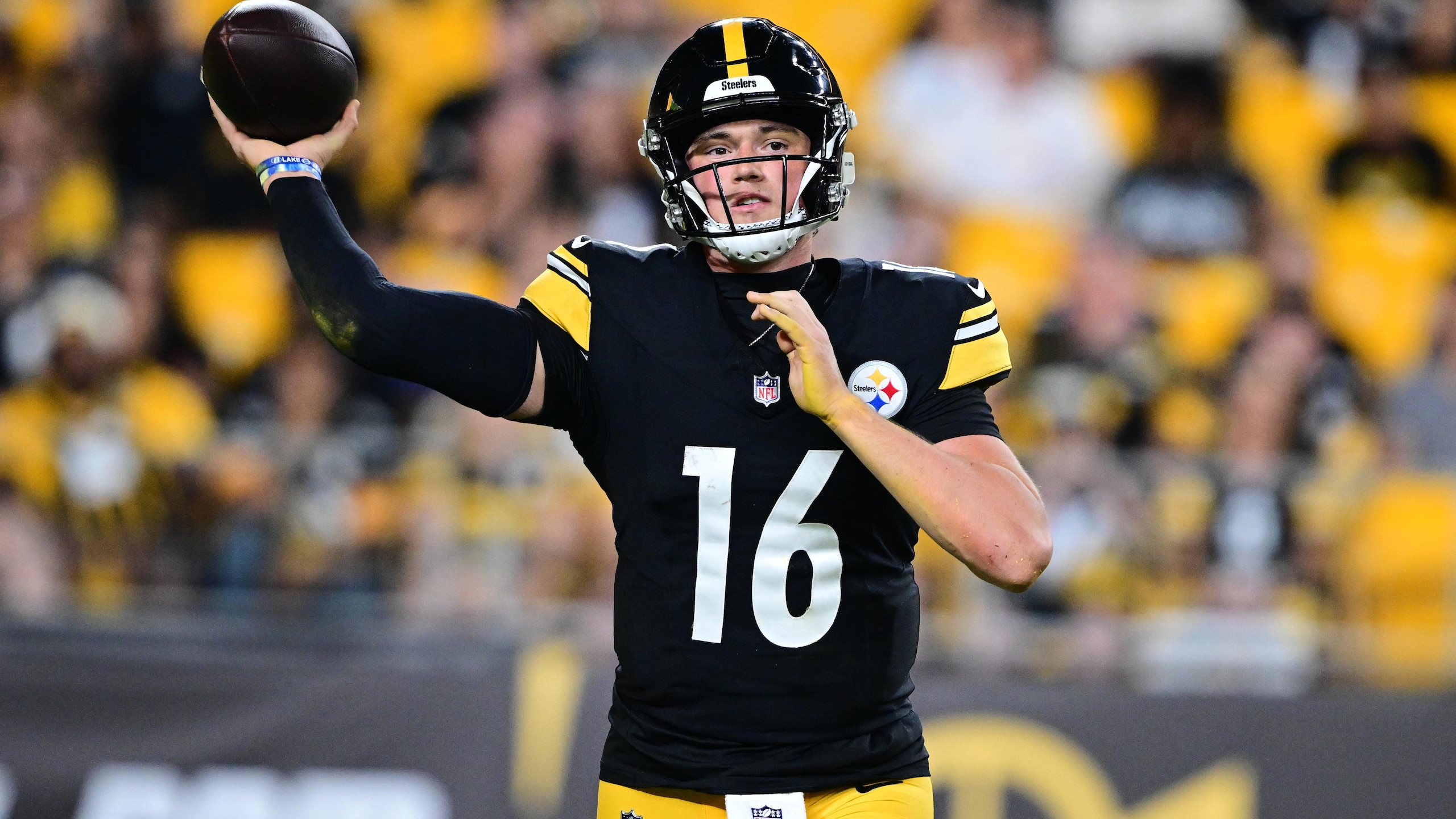 Green Bay Steelers Football