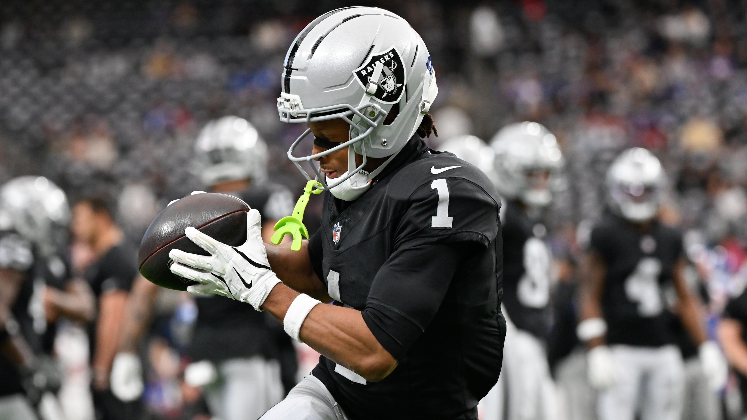 Giants Raiders Football