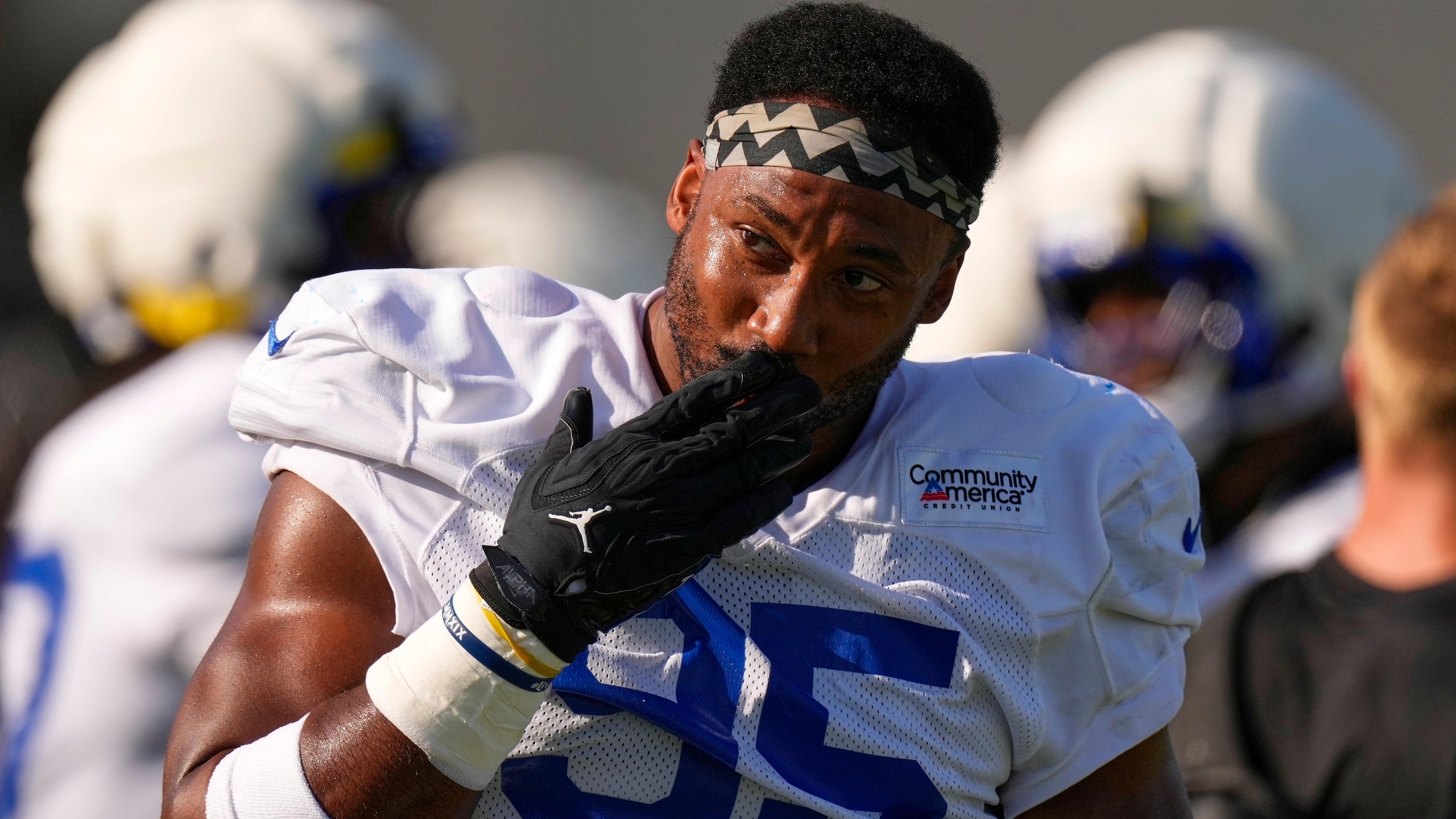 Rams Camp Football
