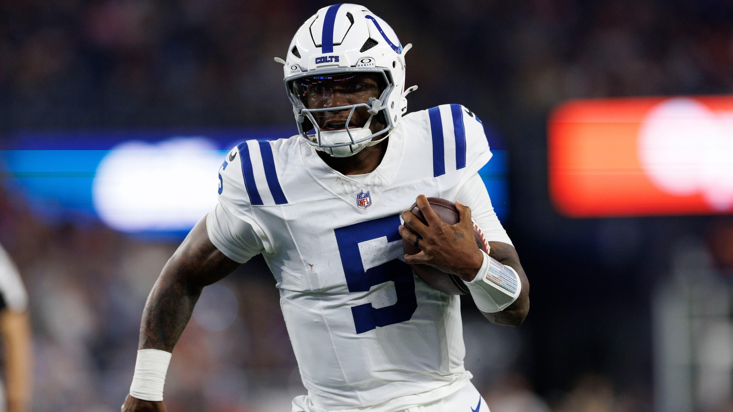 Colts Patriots Football