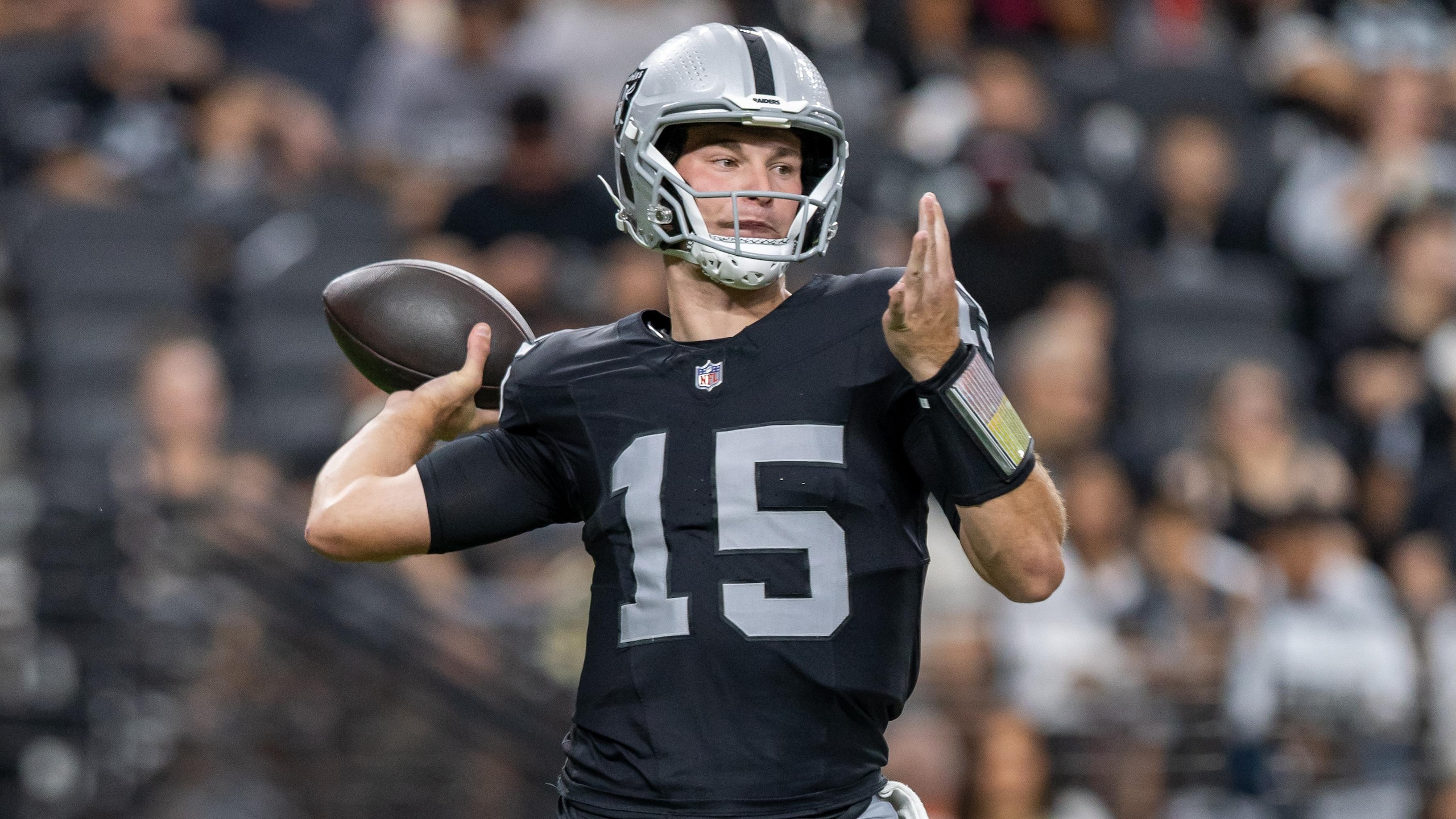 Cardinals Raiders Football