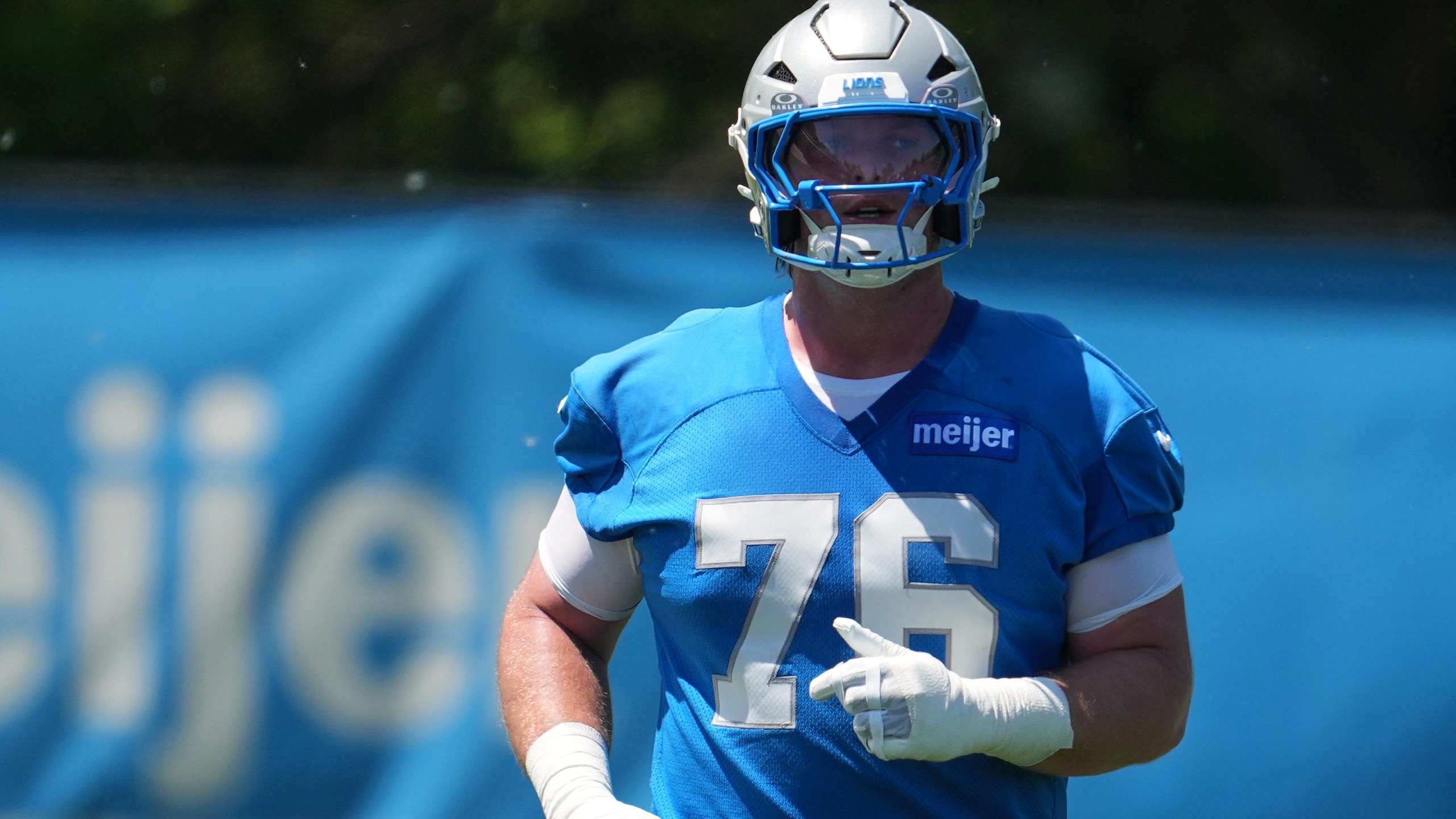 Lions Football