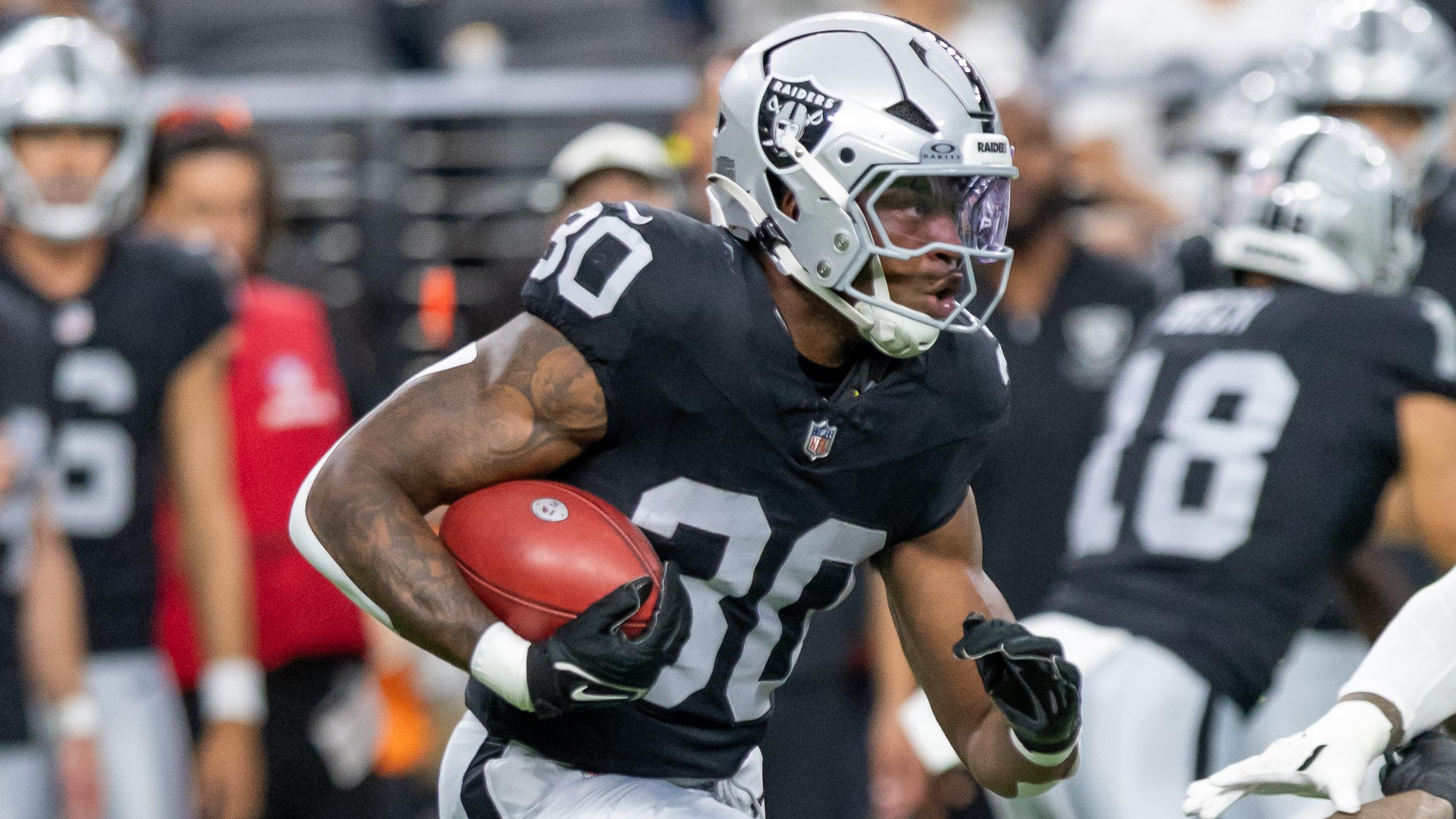 Mike Washington Jr.'s Fantasy Outlook for Raiders After Ashton Jeanty's Leg Injury