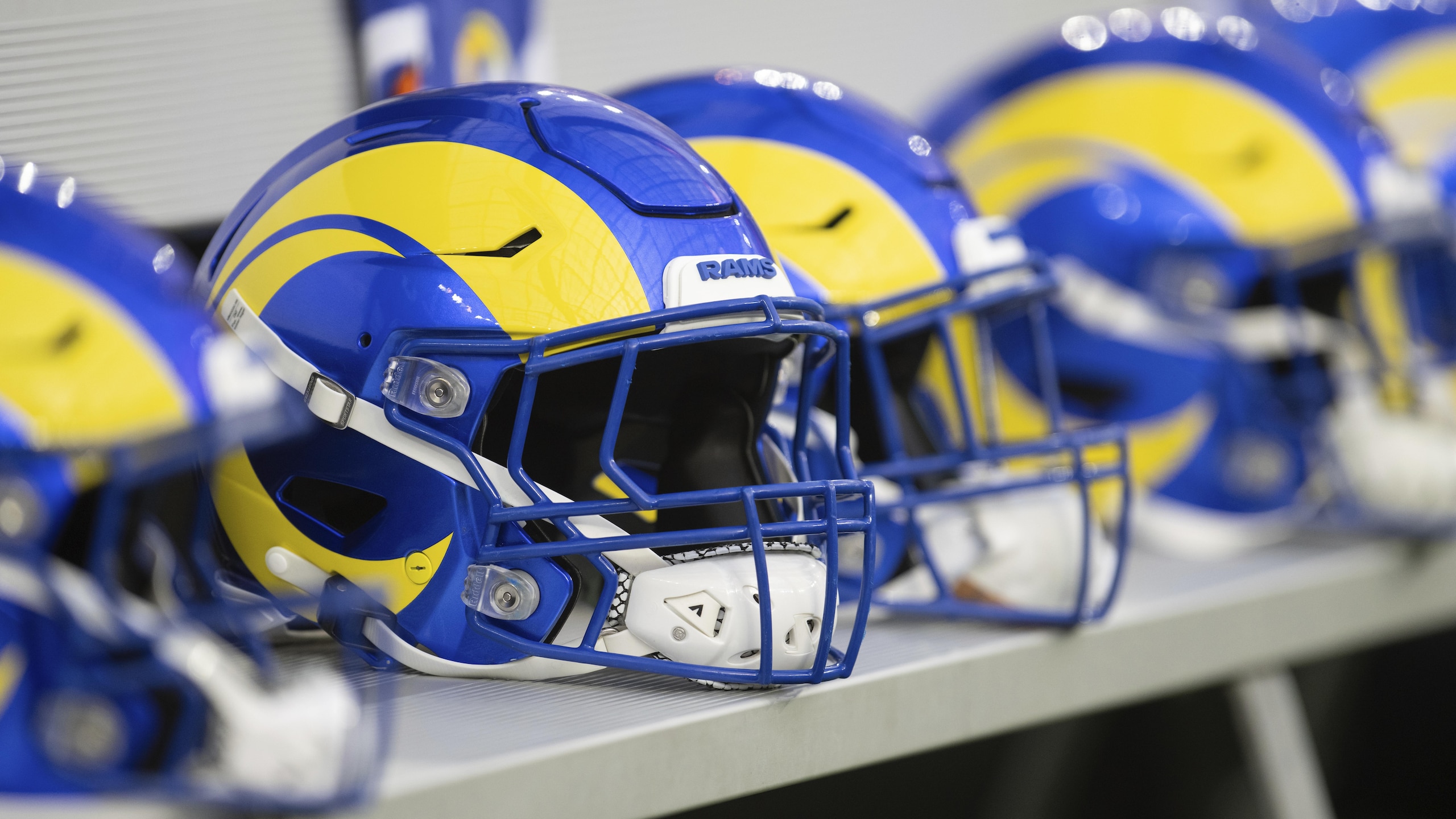 Chargers Rams Football