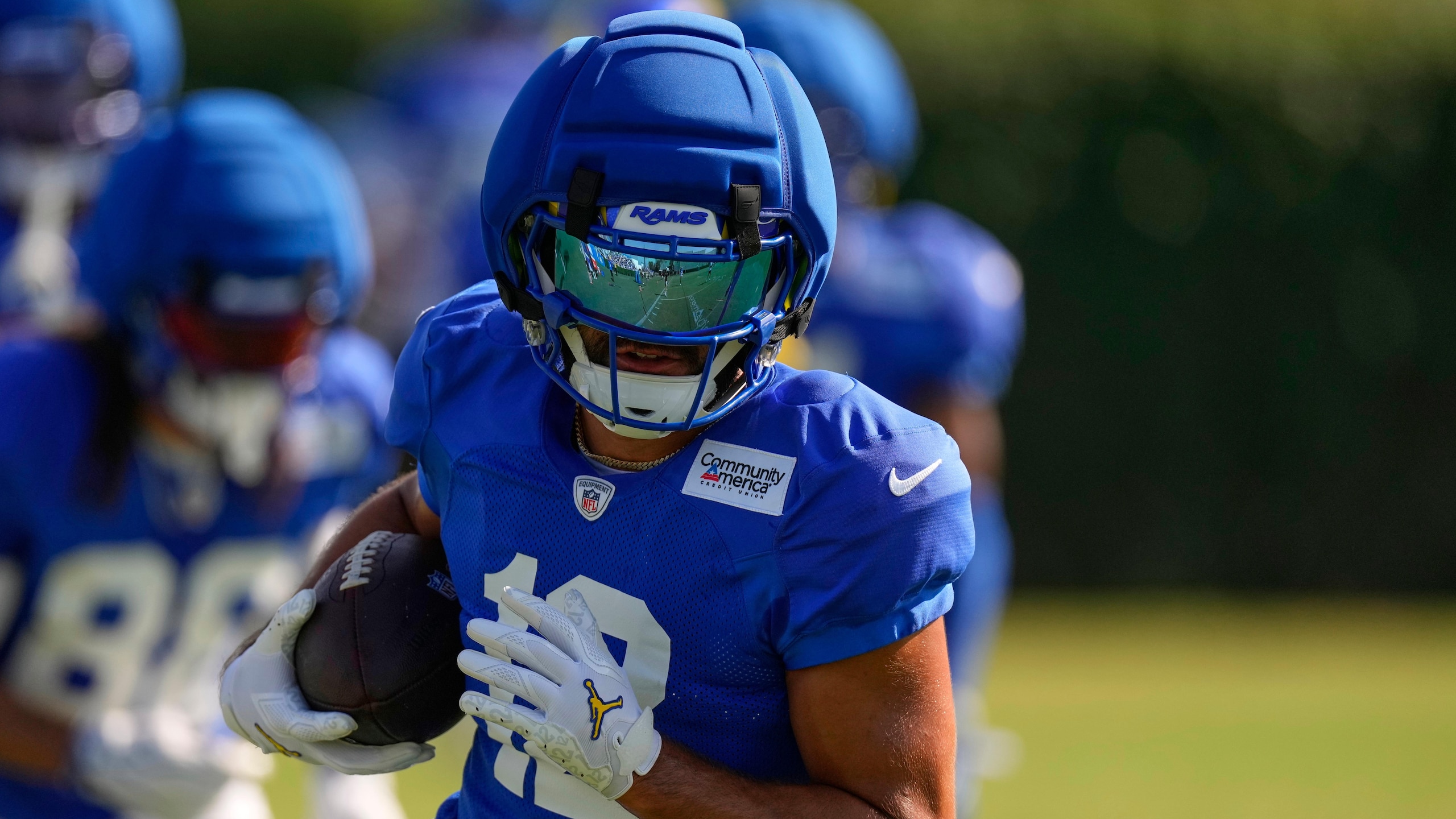 Rams Camp Football