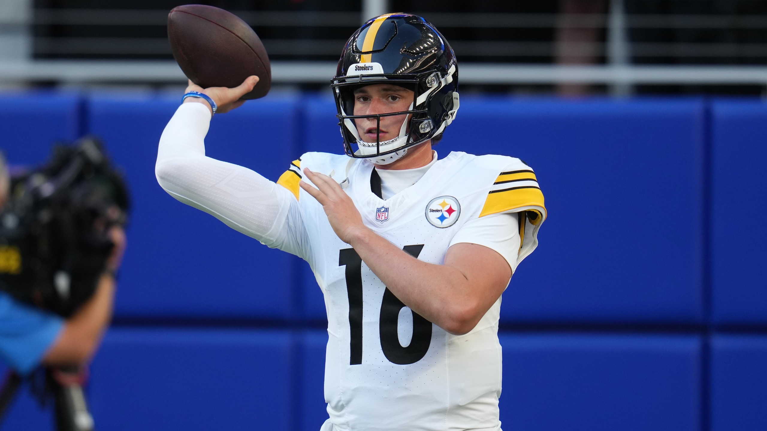 Steelers Bills Football