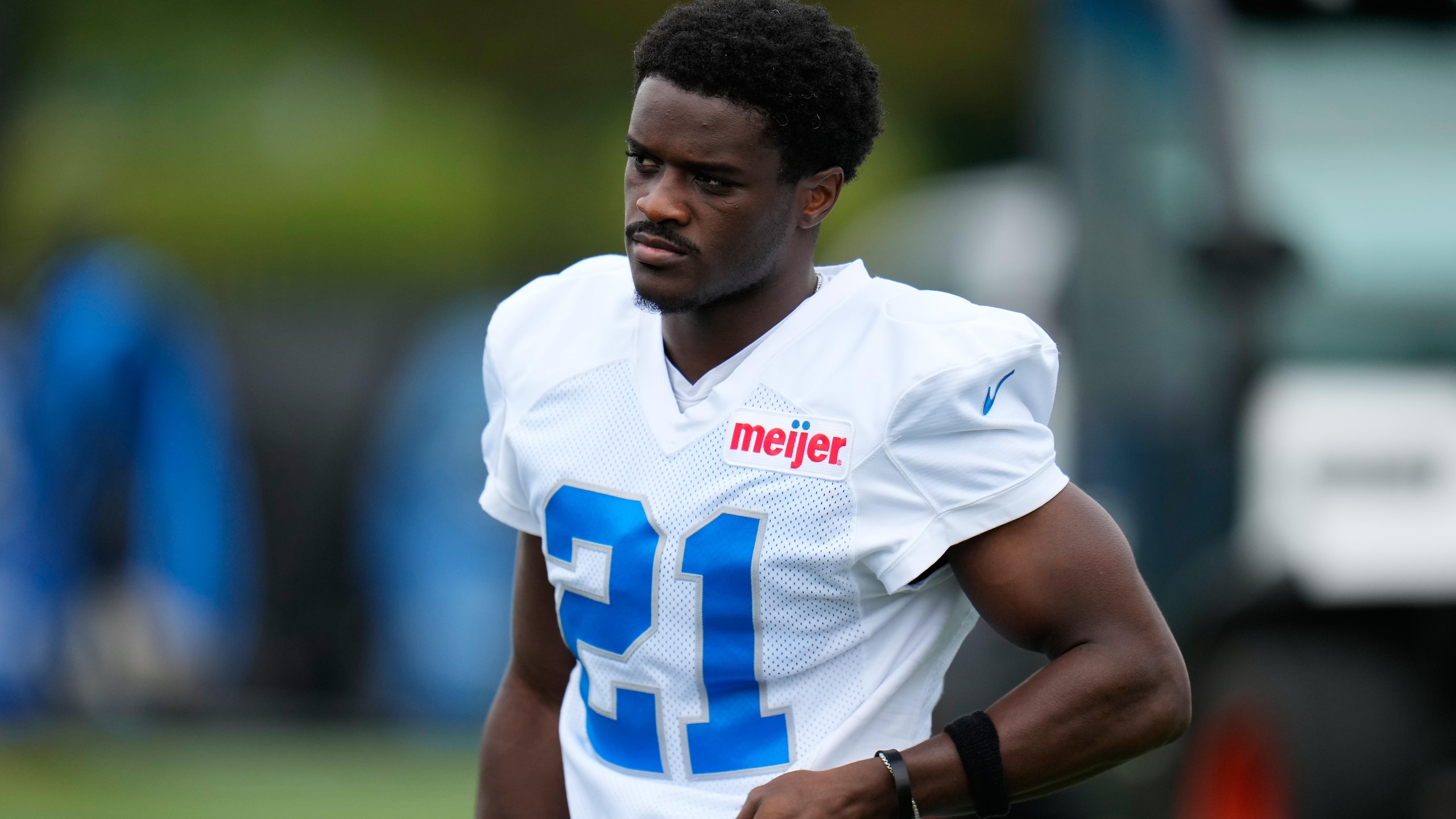 Lions Camp Football