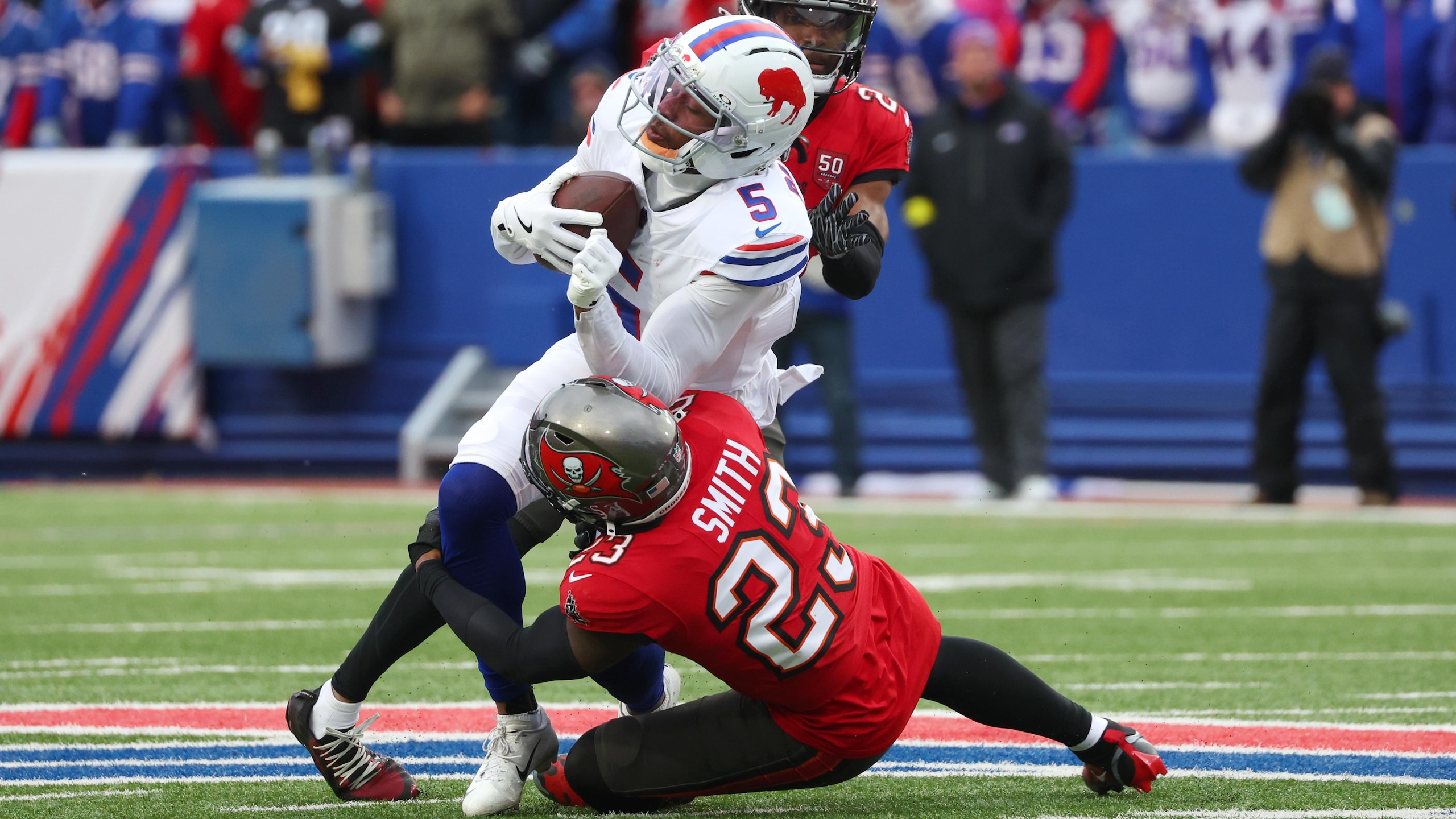 Buccaneers Bills Football