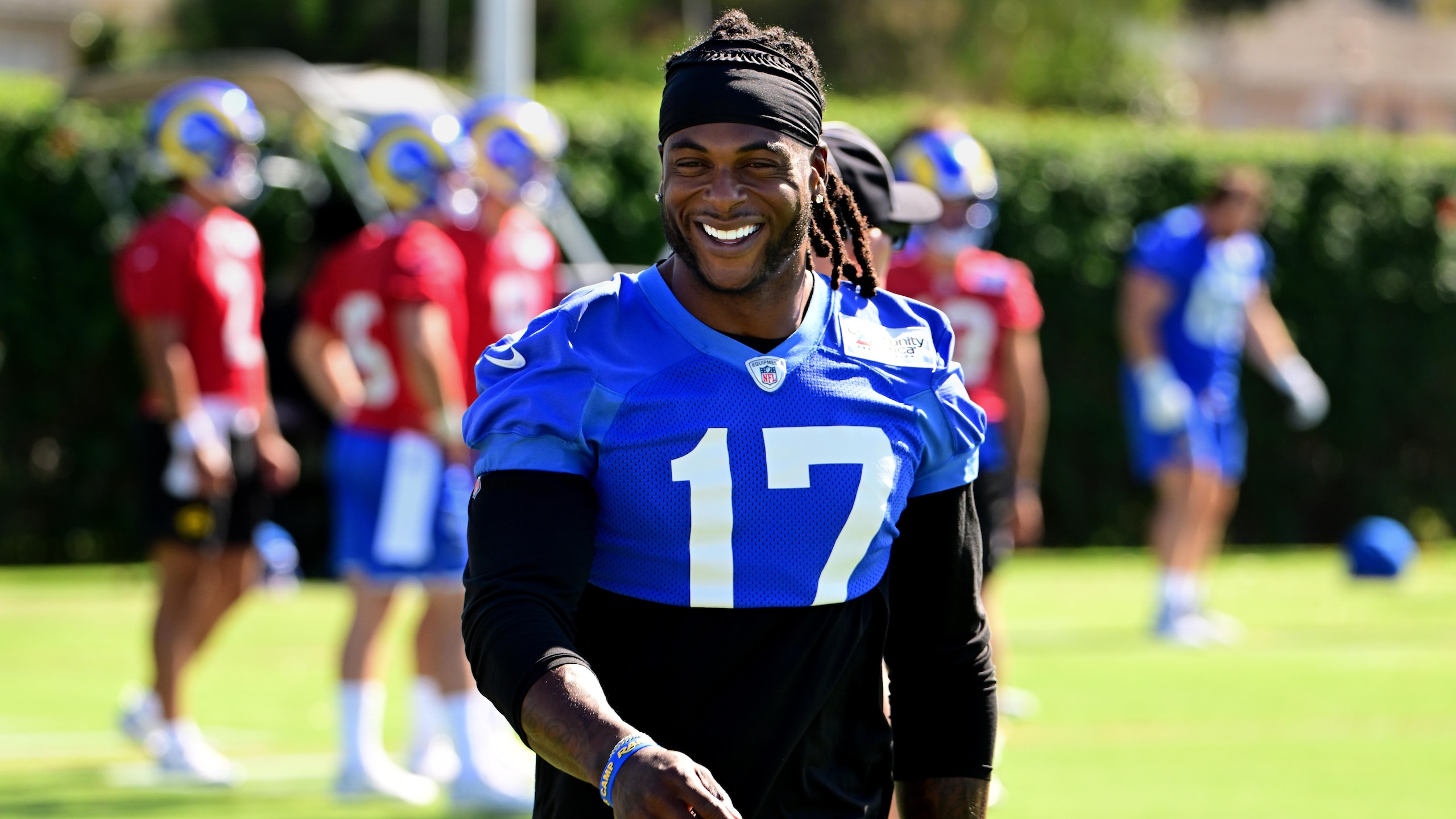 Rams Camp Football
