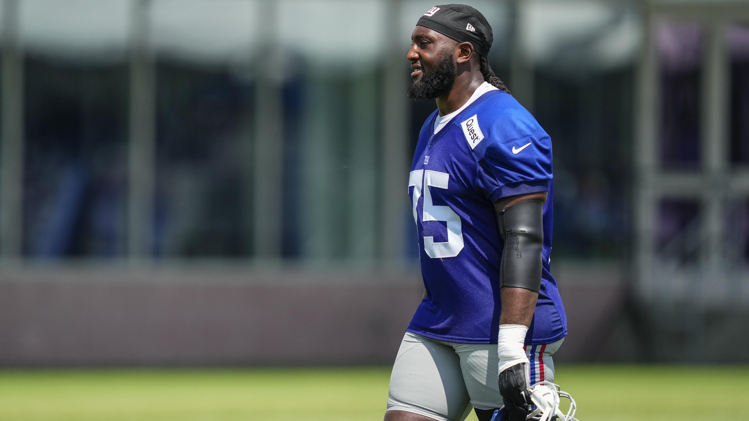 Giants Camp Football