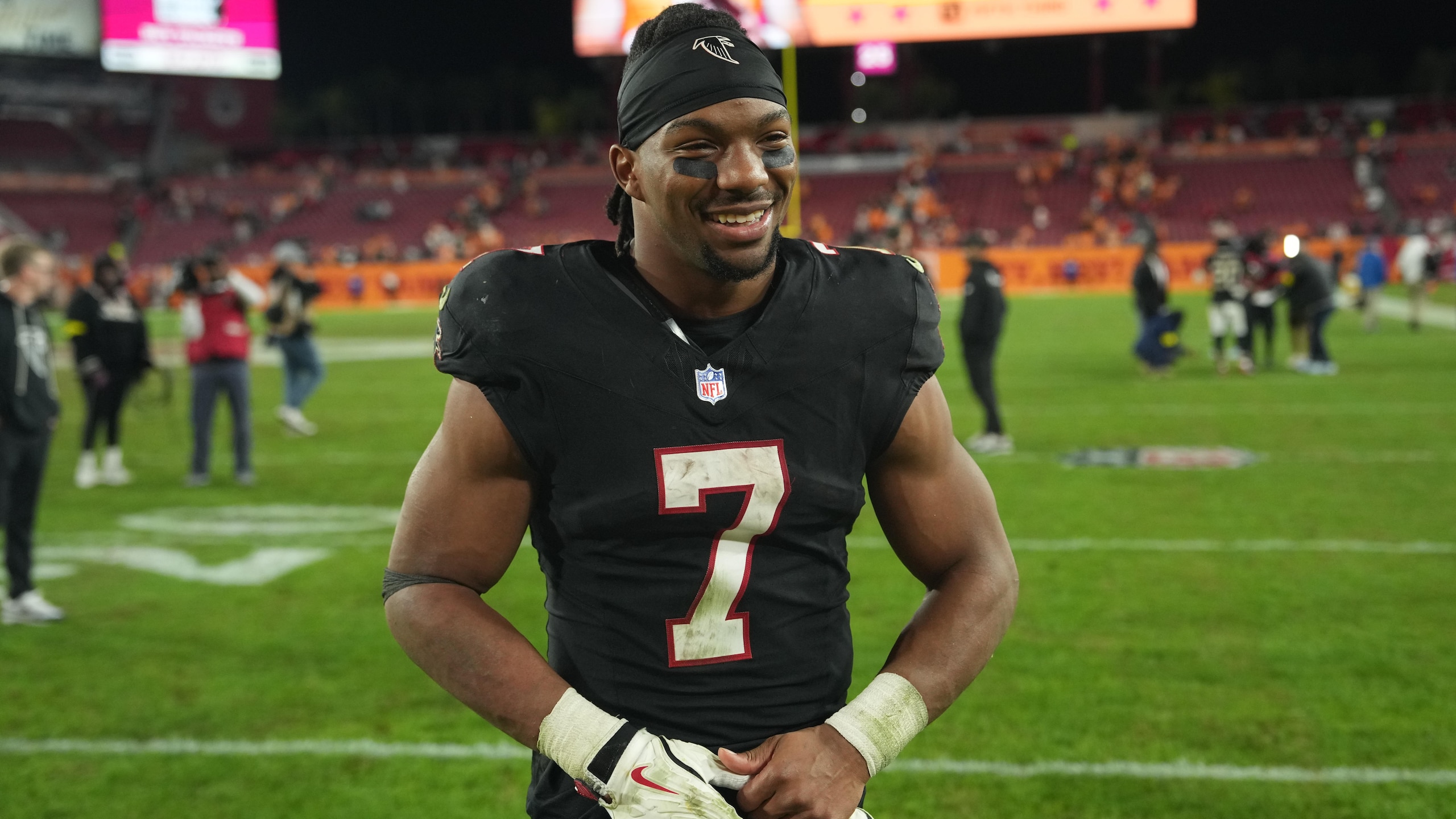 Falcons Buccaneers Football
