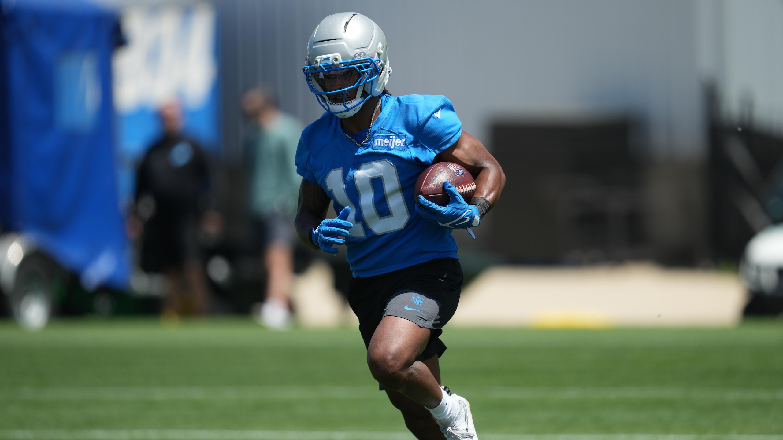Lions Football