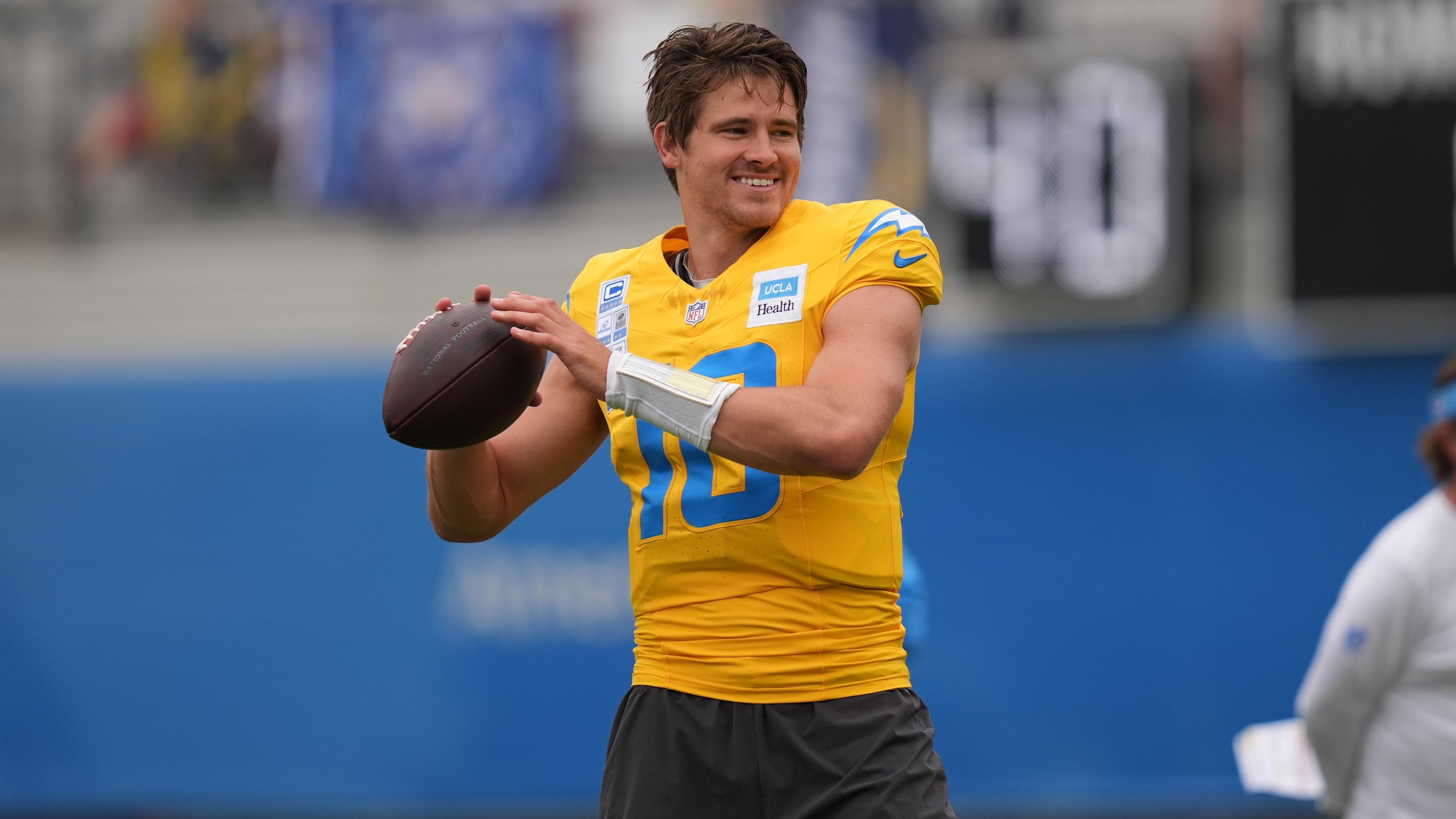 Chargers Camp Football