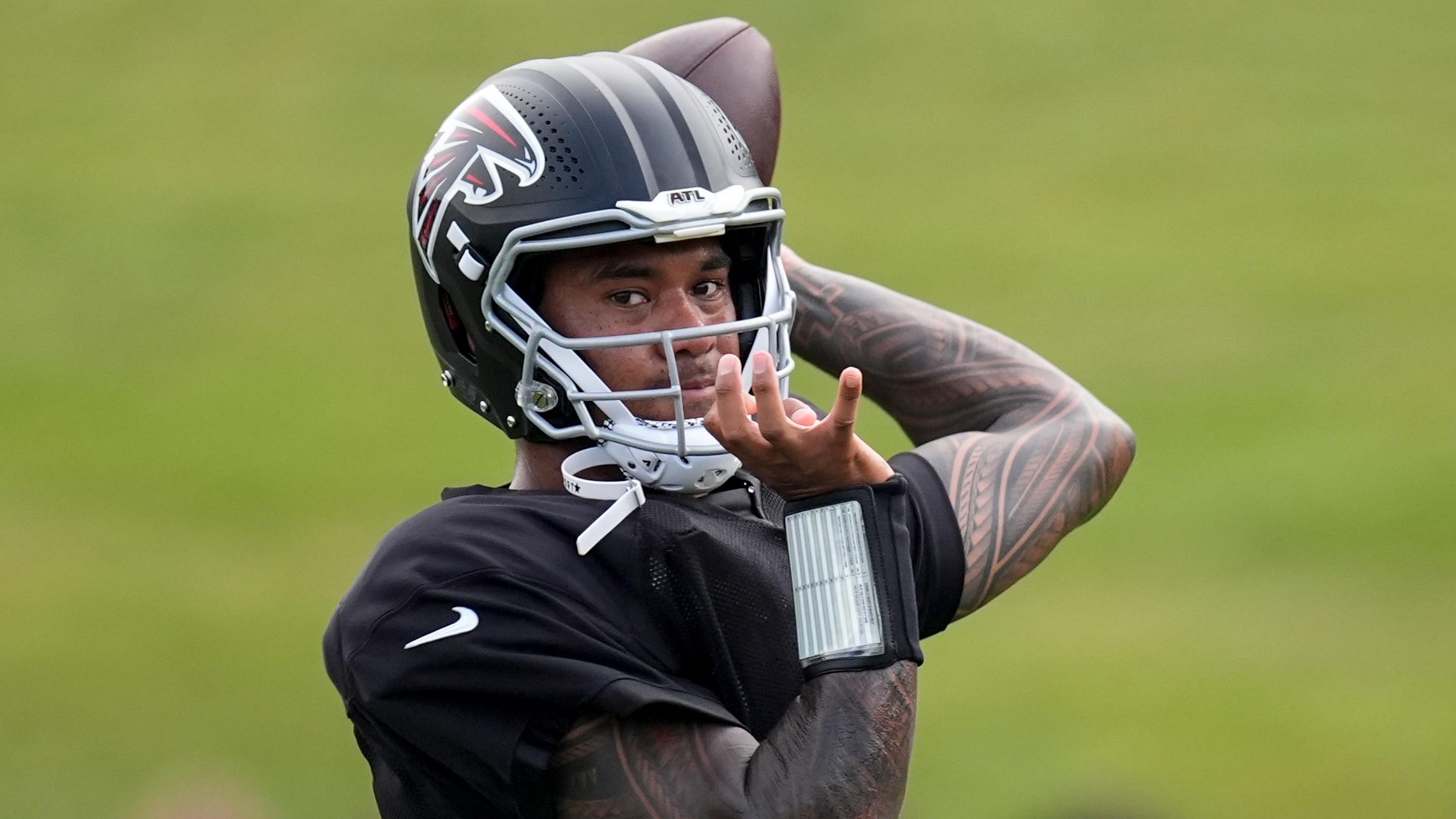 New NFL Rumors on Tua, Penix Jr.'s QB1 Battle After Falcons' Struggles as Penix Rehabs Injury