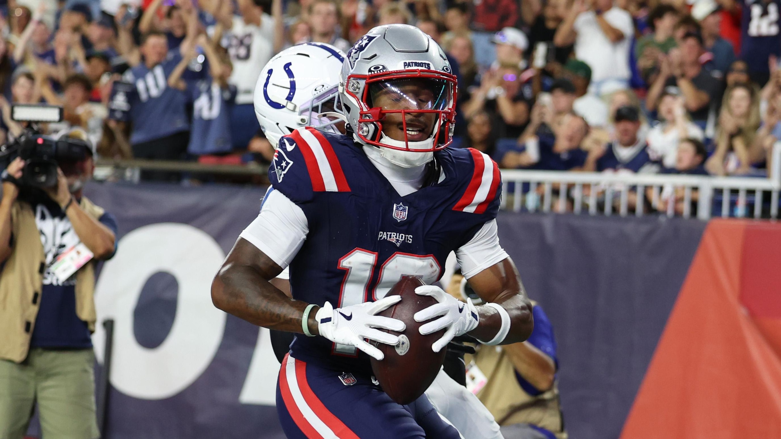 Colts Patriots Football