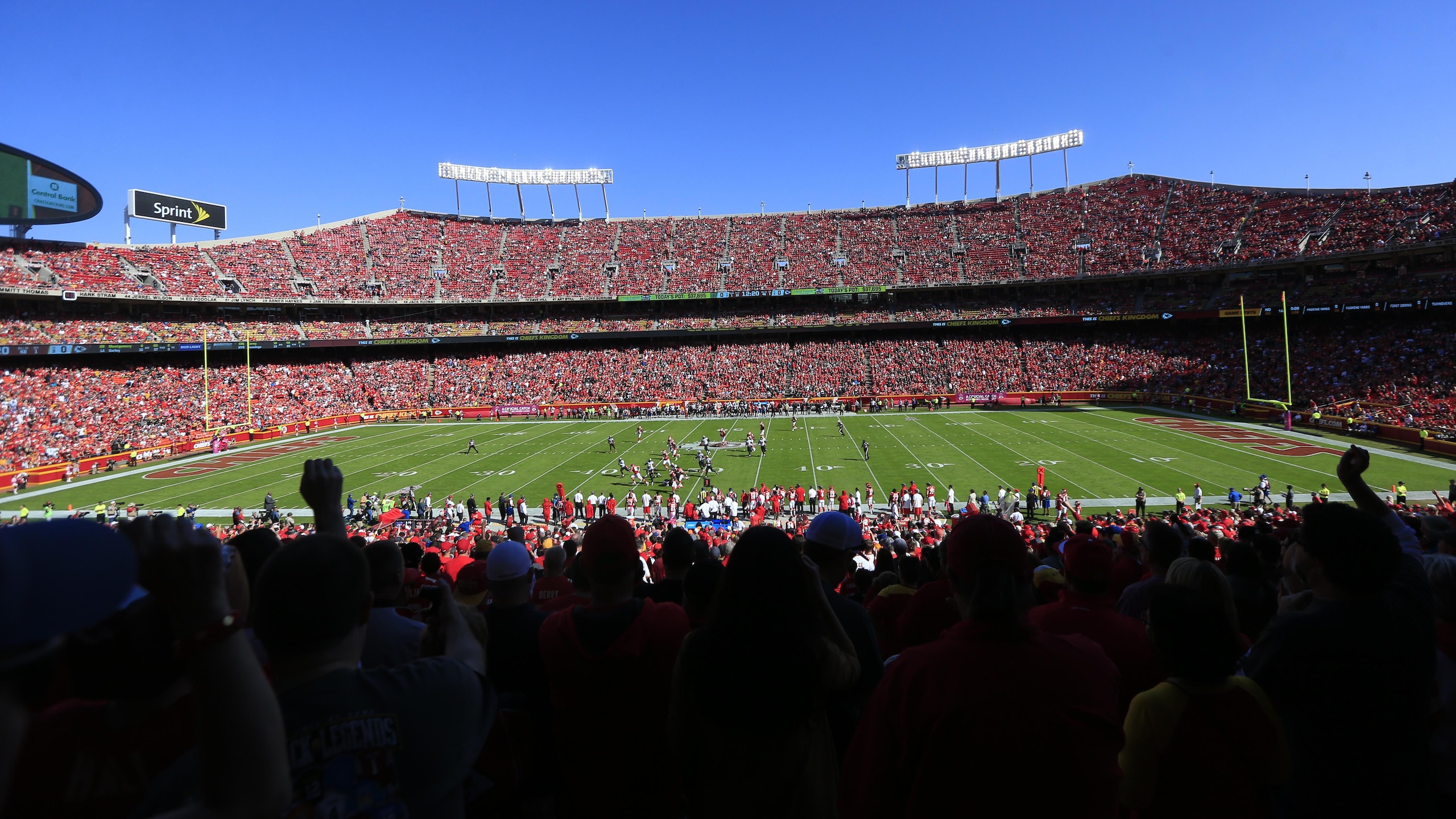 Saints Chiefs Football