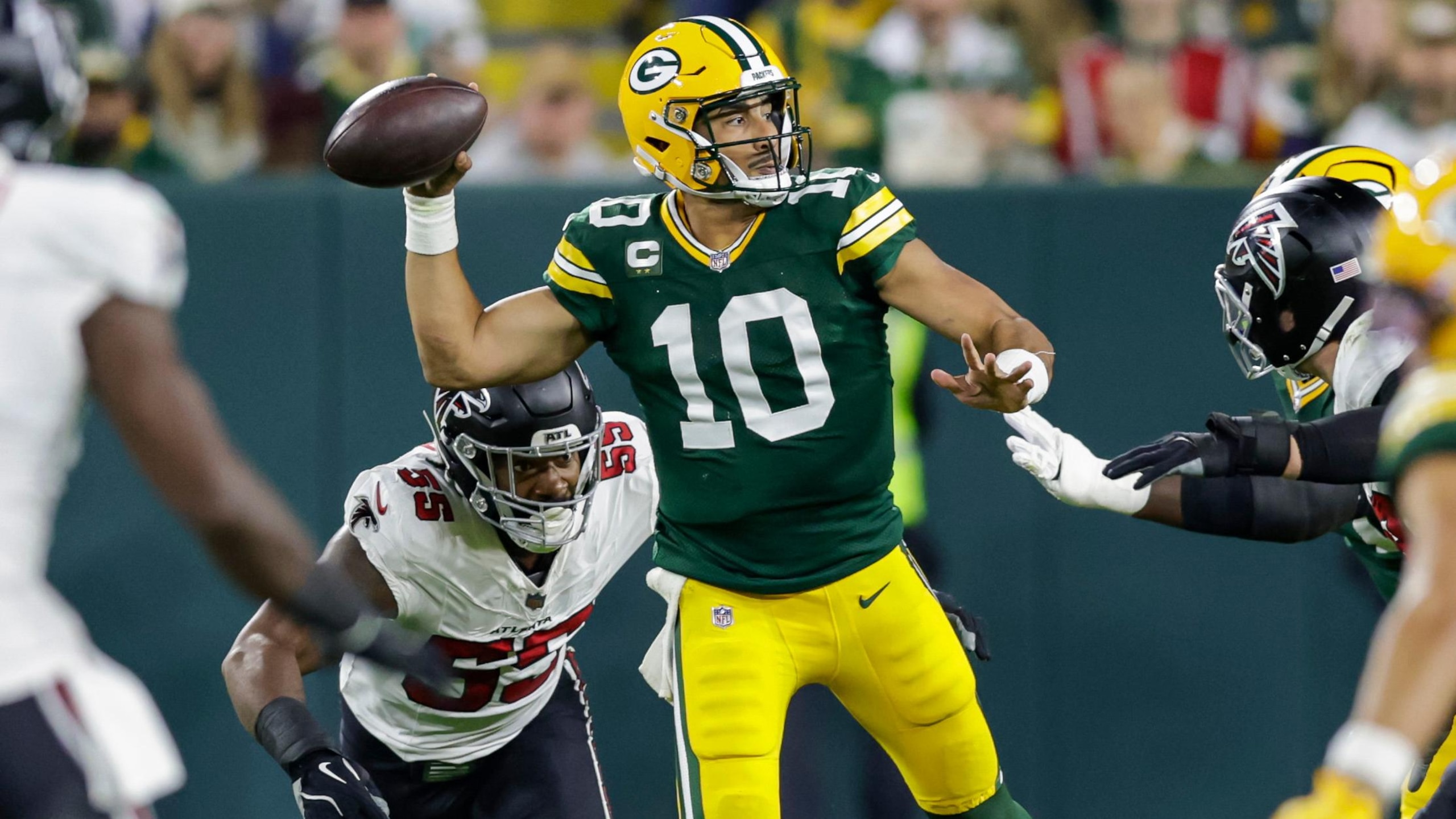 Falcons Packers Football