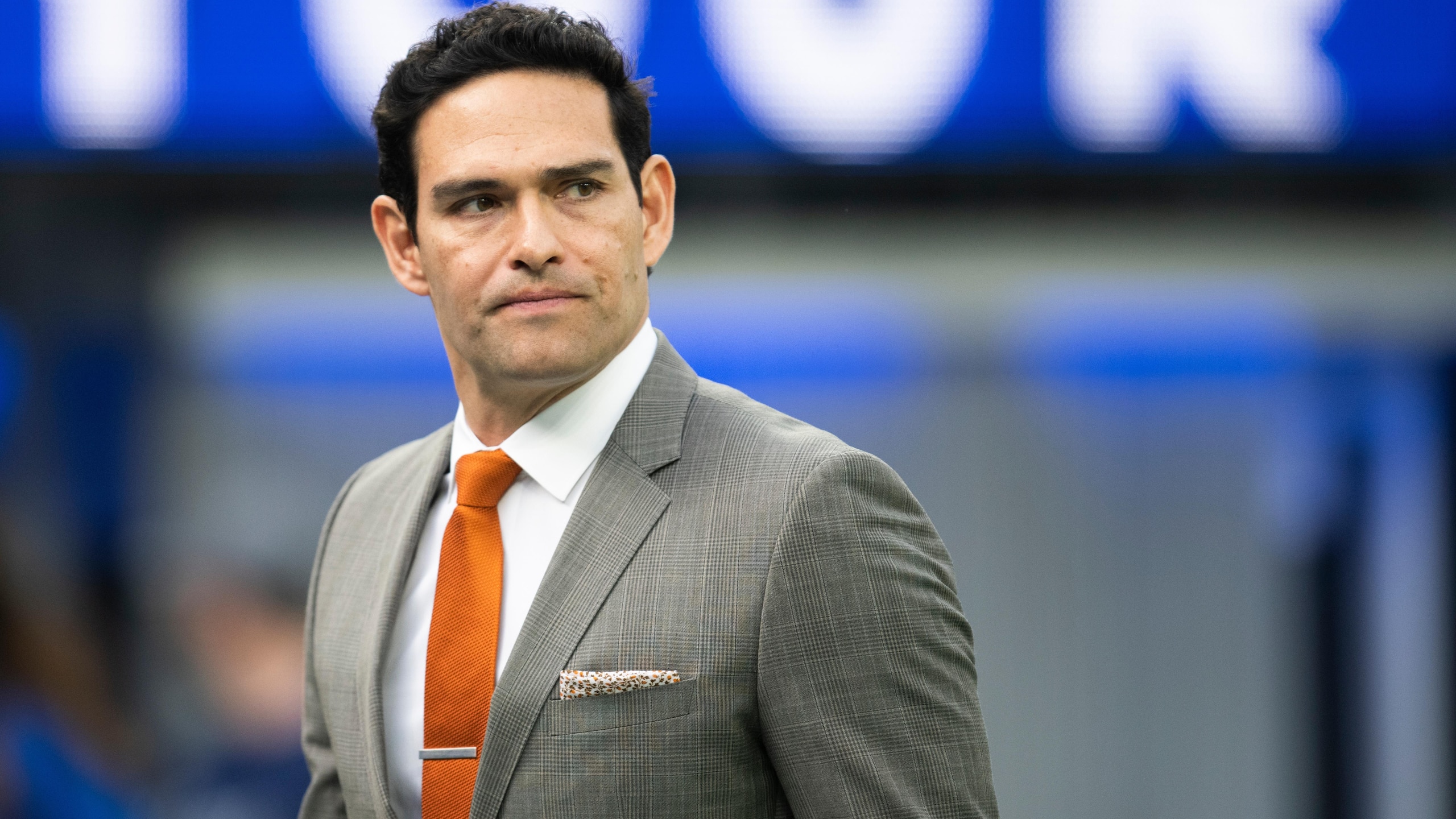 Mark Sanchez-Stabbing Football