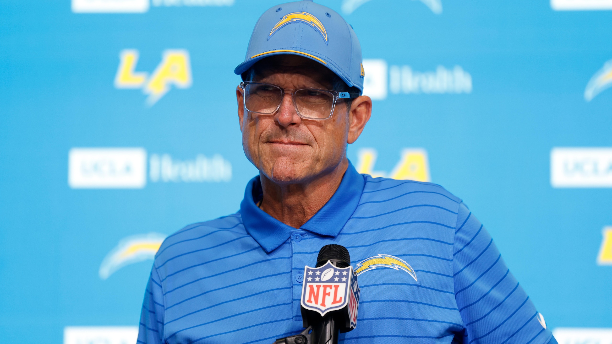 Cardinals Chargers Football
