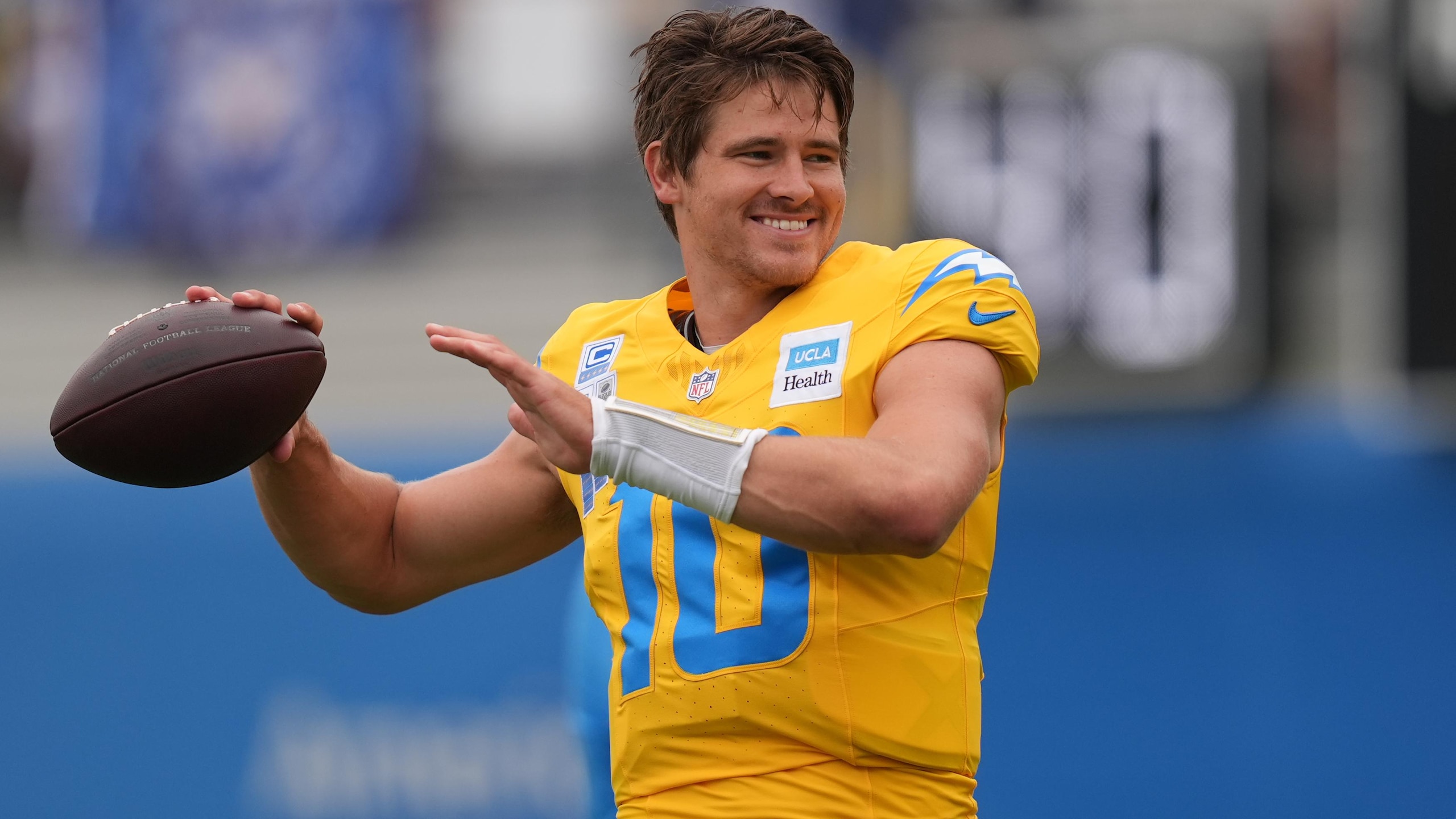 Chargers Camp Football