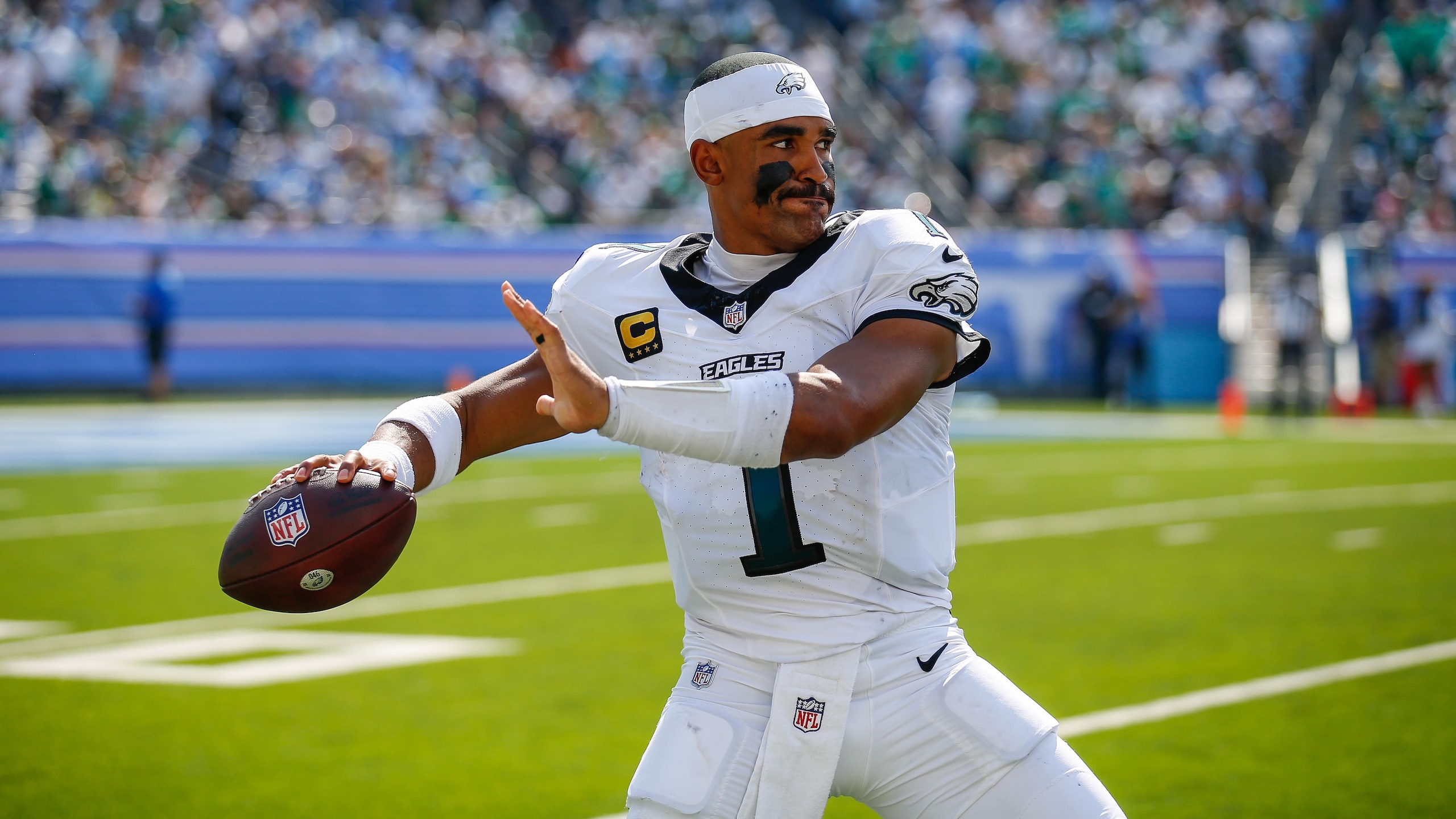 Eagles Titans Football