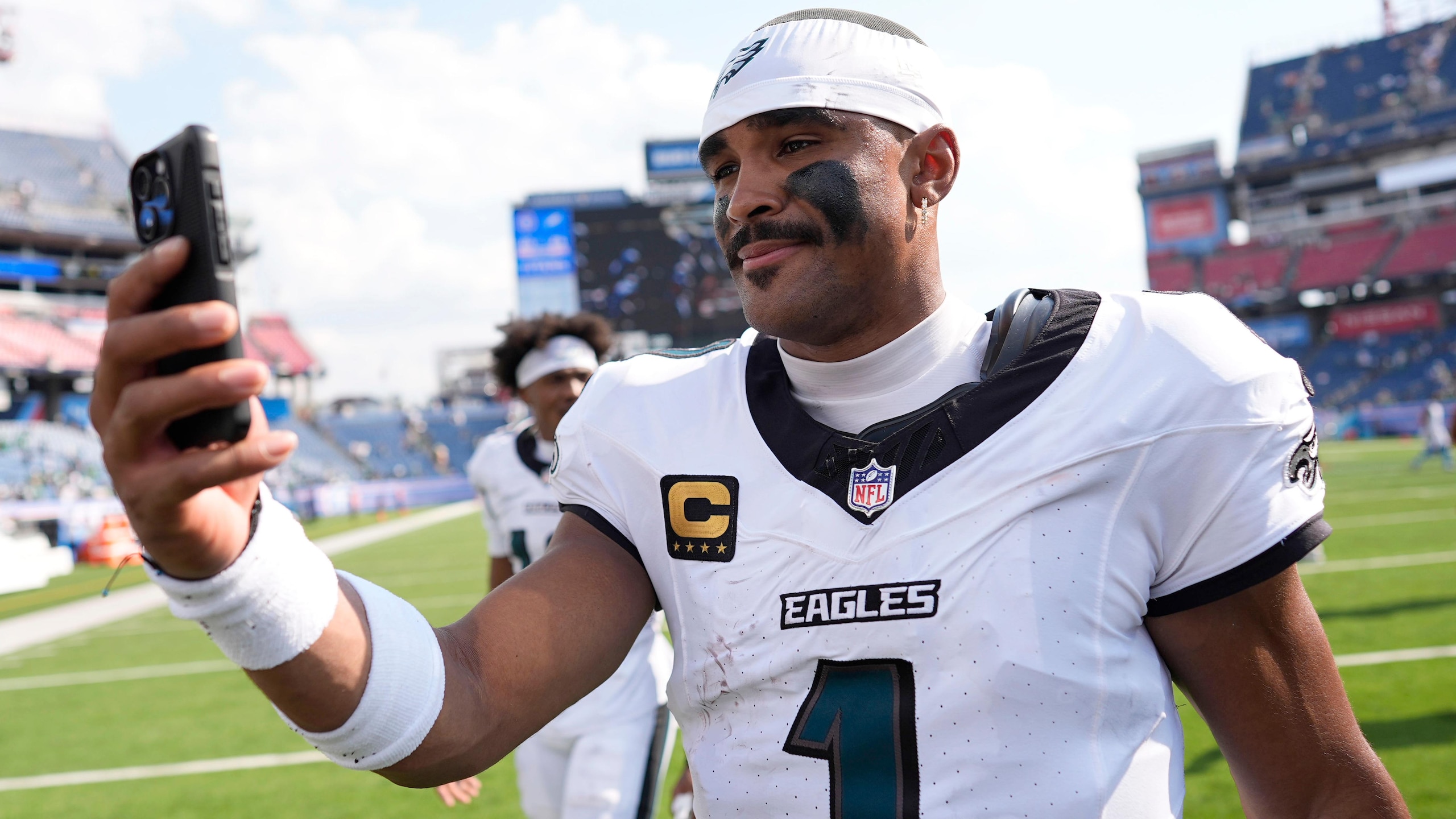 Eagles Titans Football