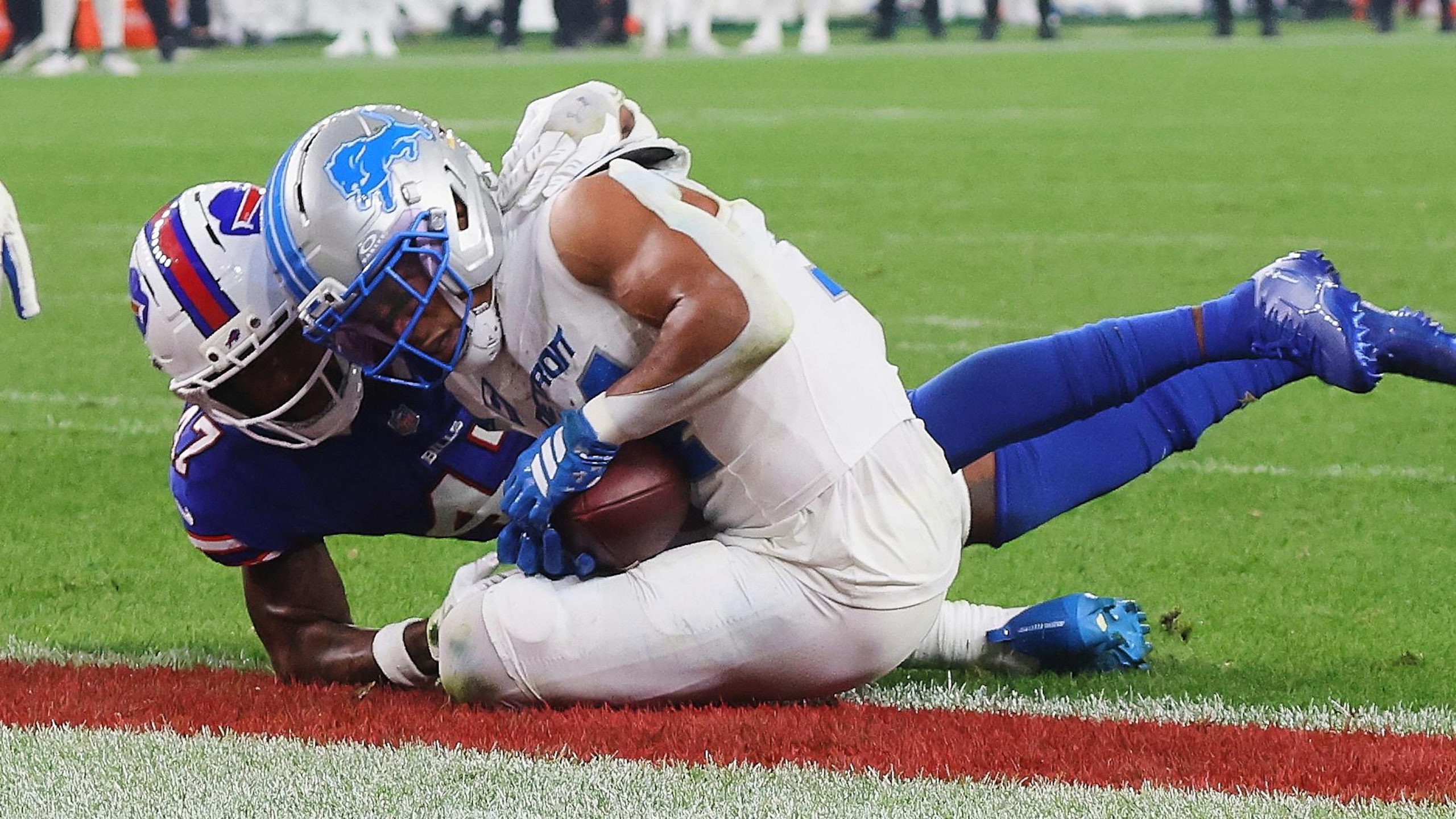 Lions Bills Football