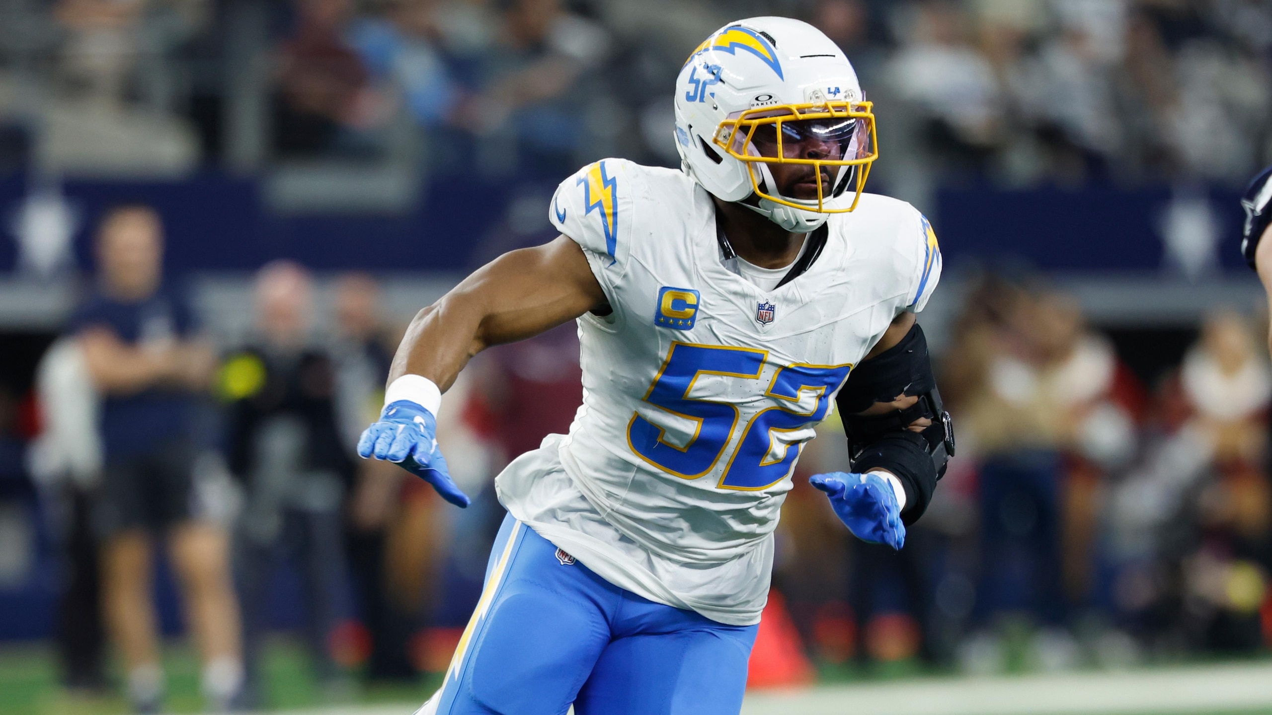 Chargers Mack