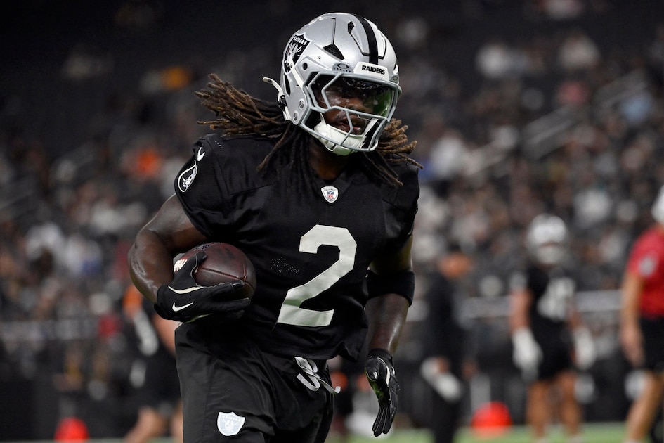 Ashton Jeanty, Jeremiyah Love, NFL Injury Statuses and Fantasy Impact for Week 1