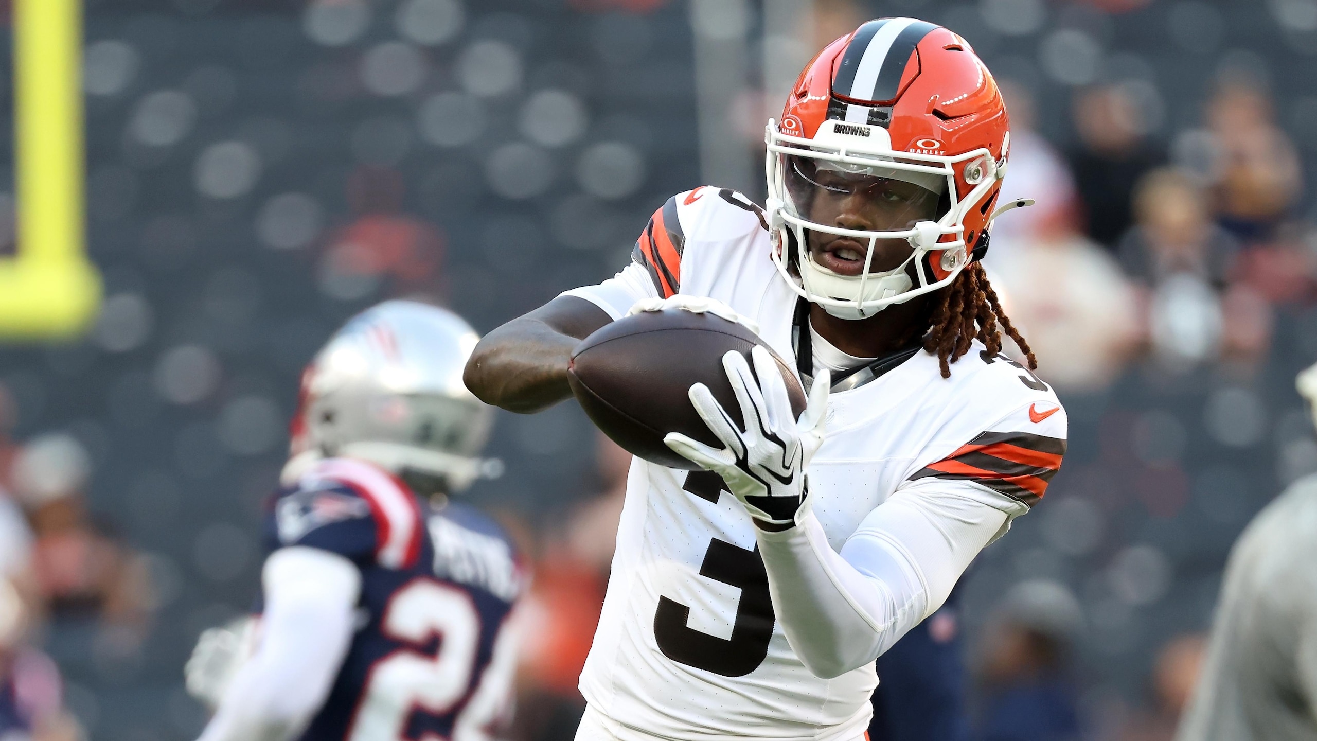 Patriots Browns Football