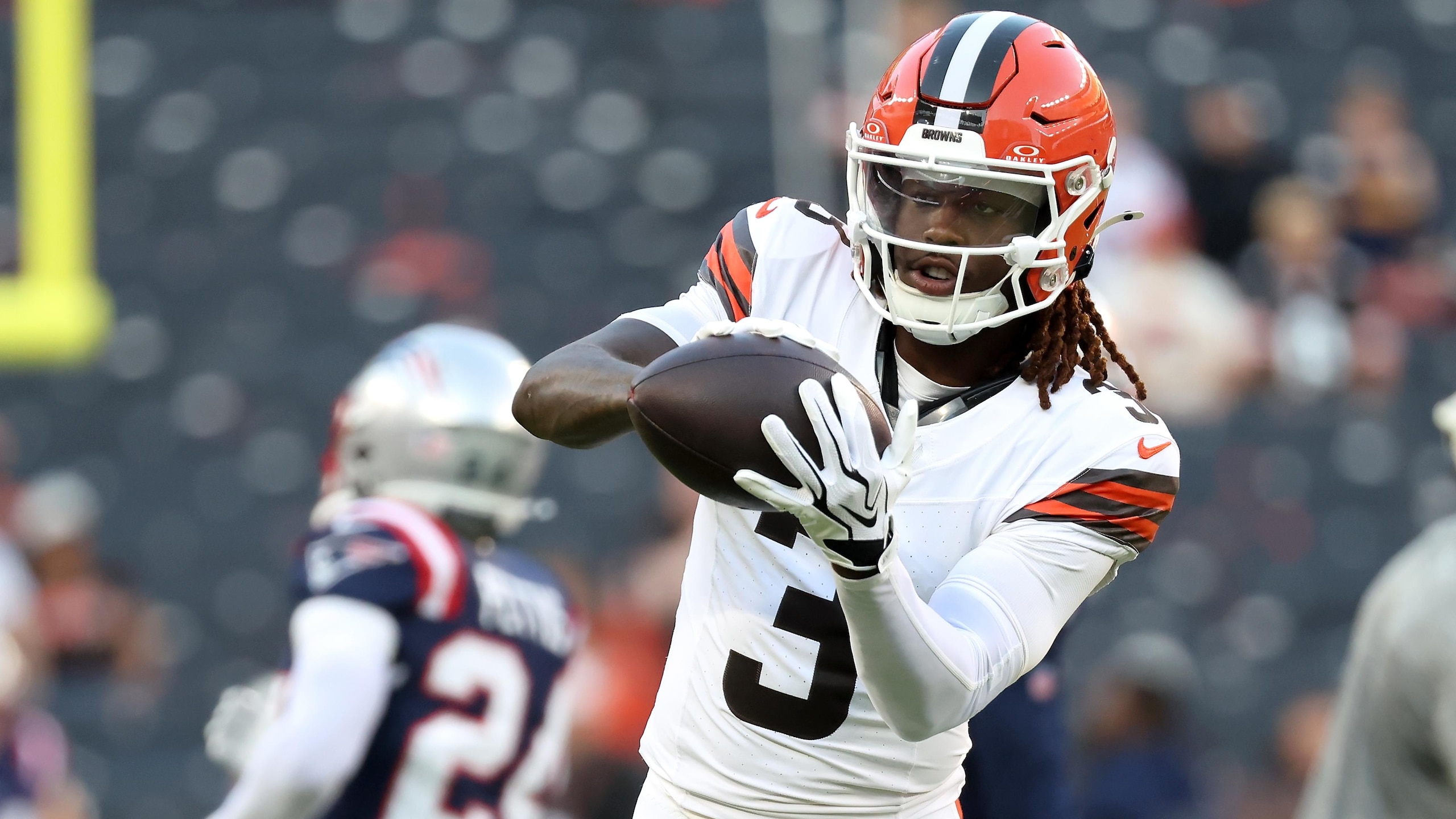 Patriots Browns Football