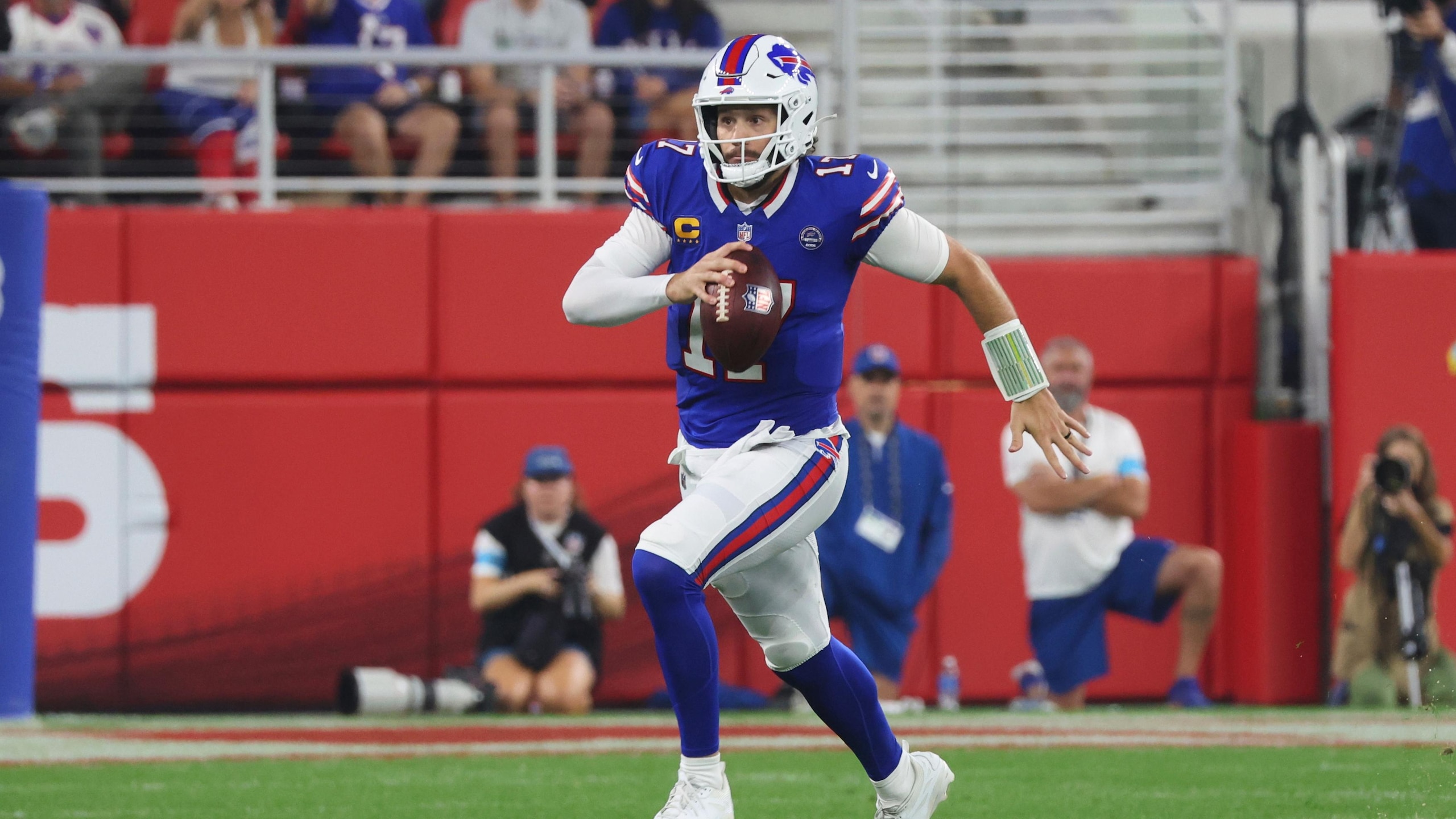 Lions Bills Football