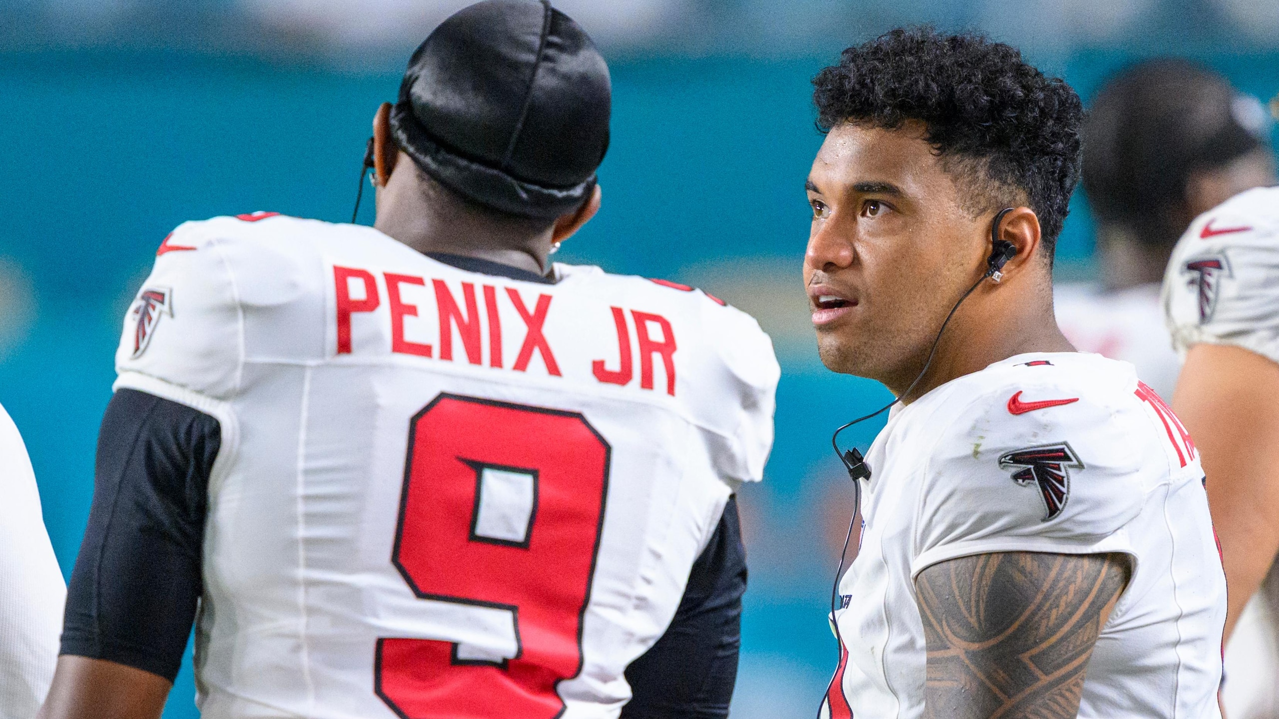 Falcons Dolphins Football