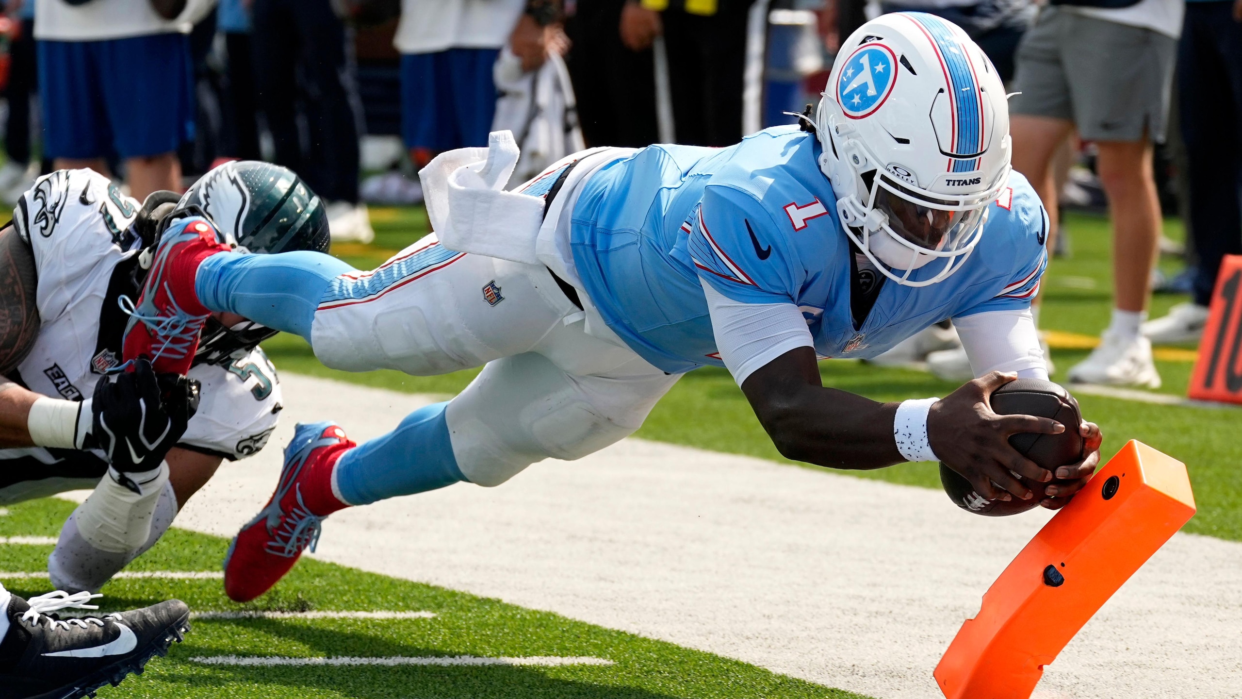 Eagles Titans Football