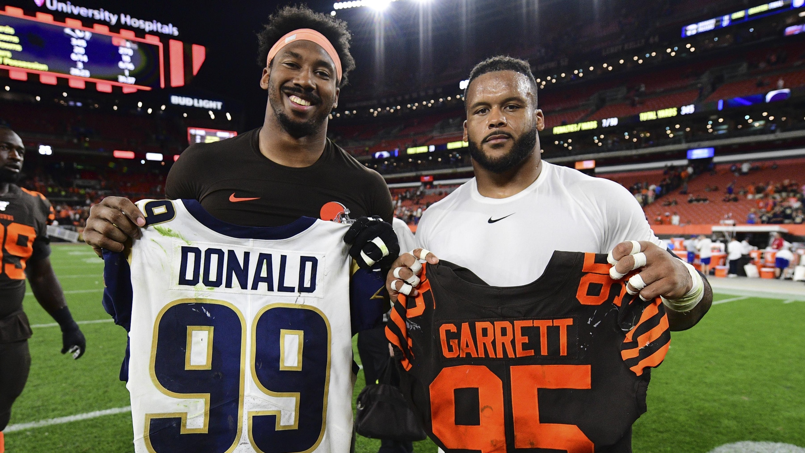 Rams Browns Football