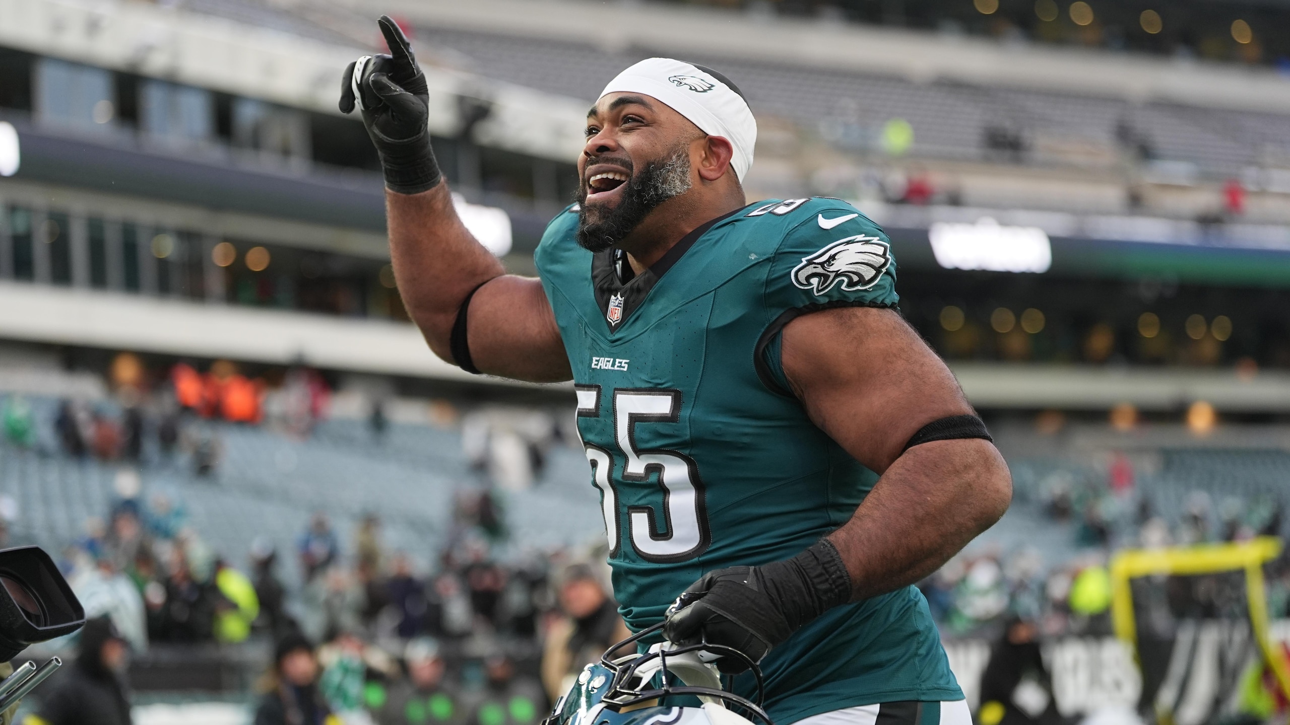 Raiders Eagles Football