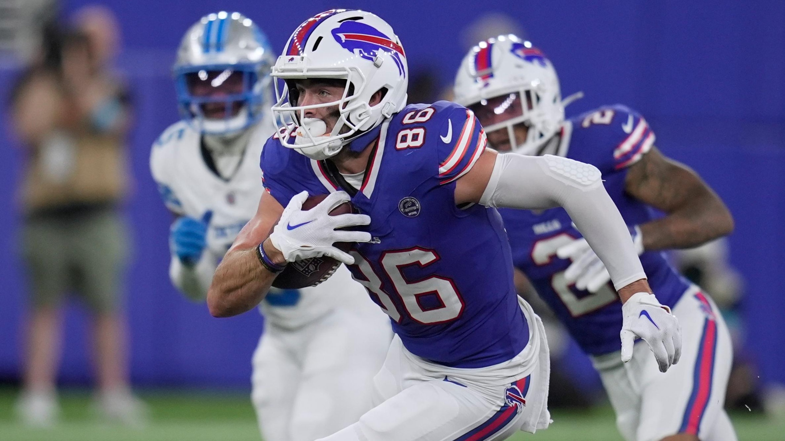Lions Bills Football