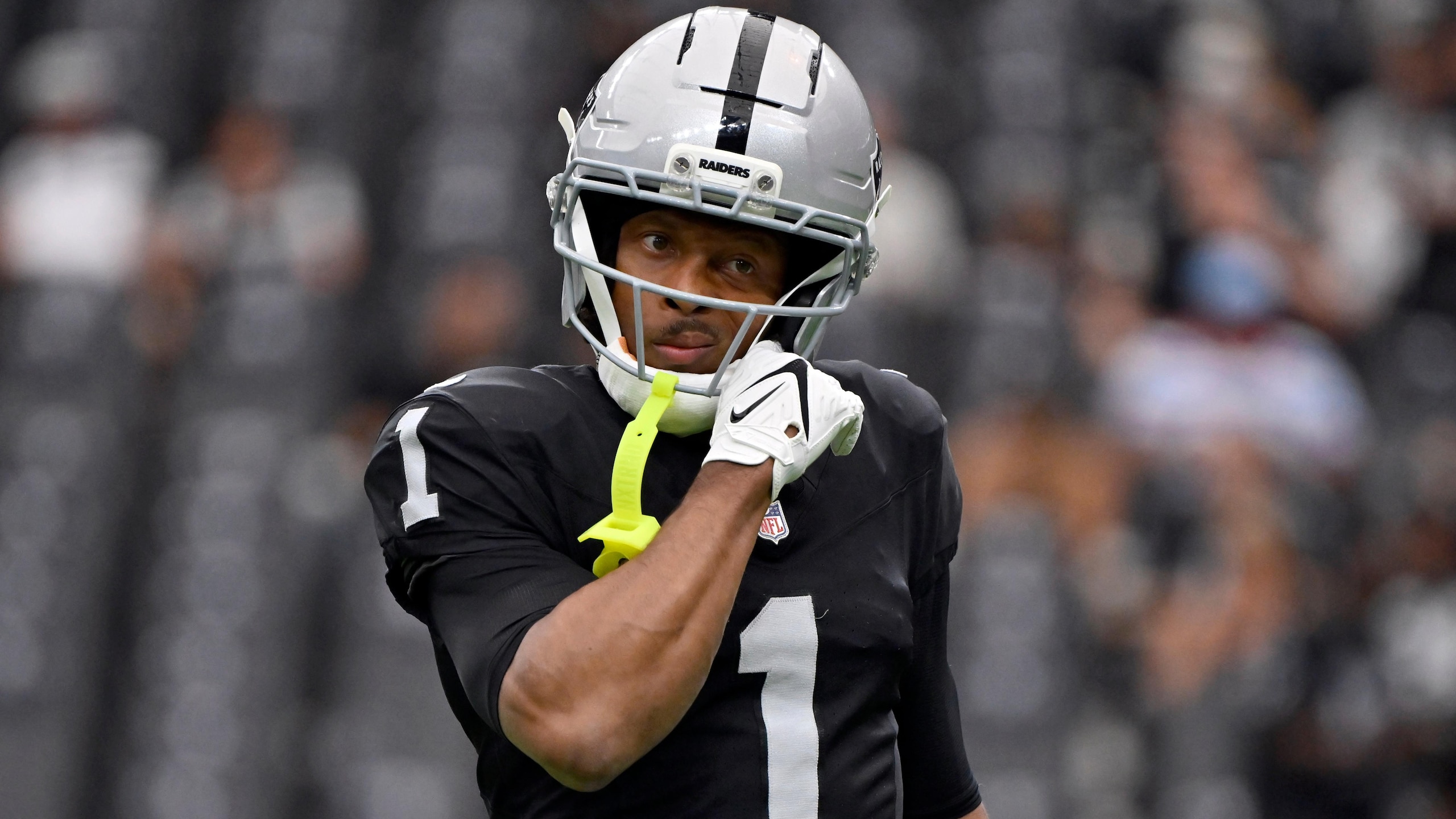 Dolphins Raiders Football