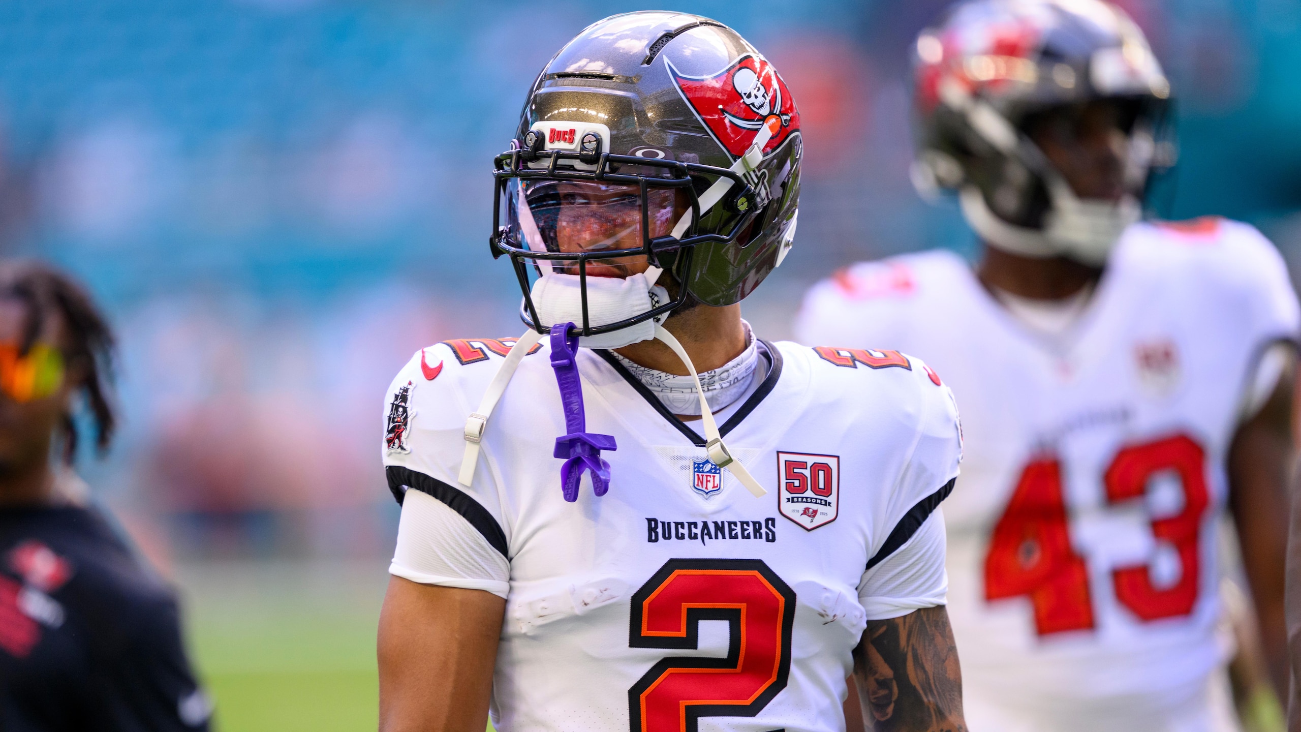 Buccaneers Dolphins Football