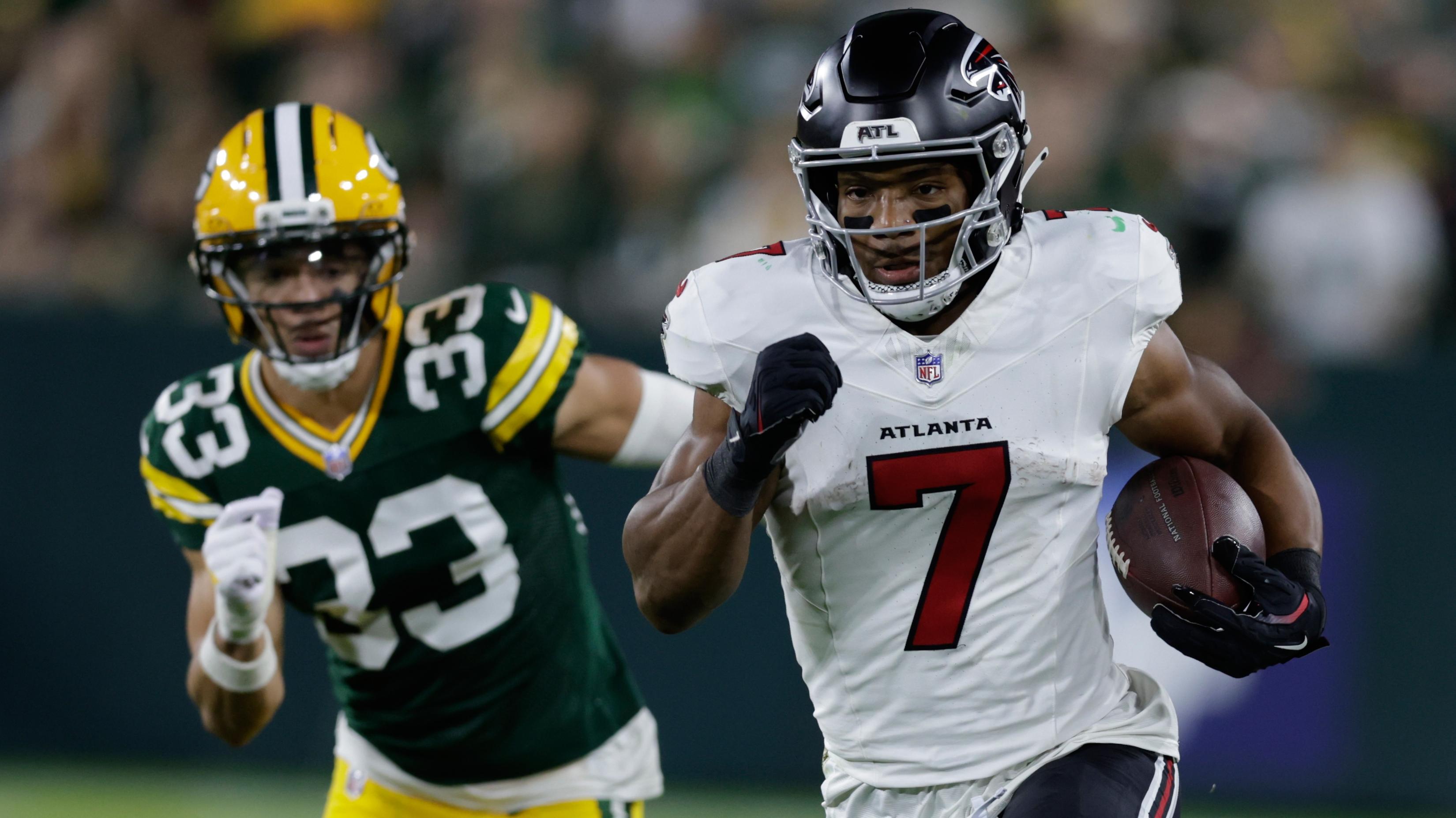 Bijan Robinson Will Be a Hall of Famer After Making NFL History with Rare Stats, Says Drake London