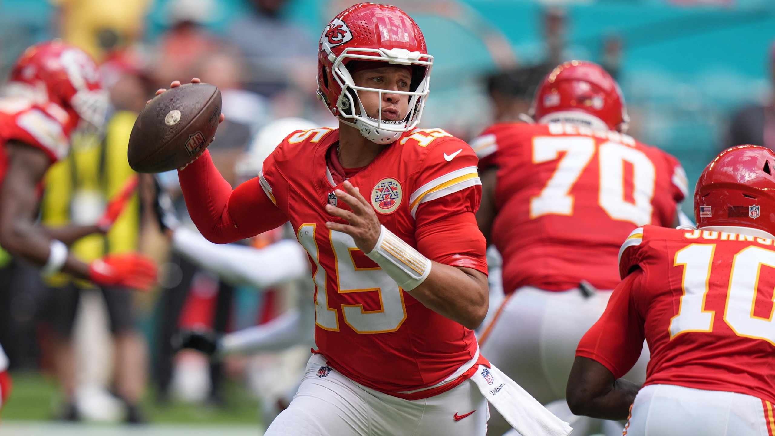 Chiefs Dolphins Football