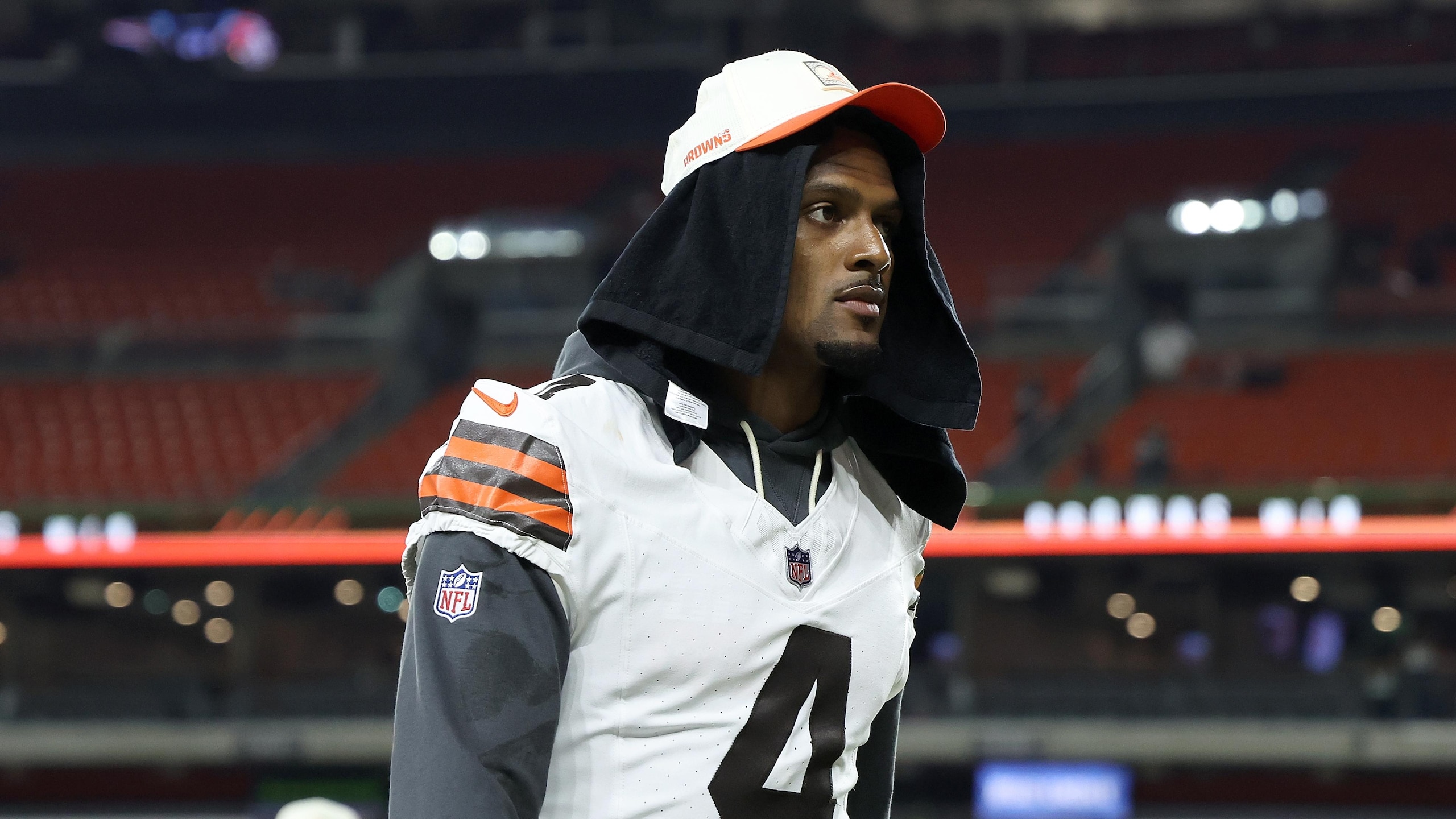Patriots Browns Football