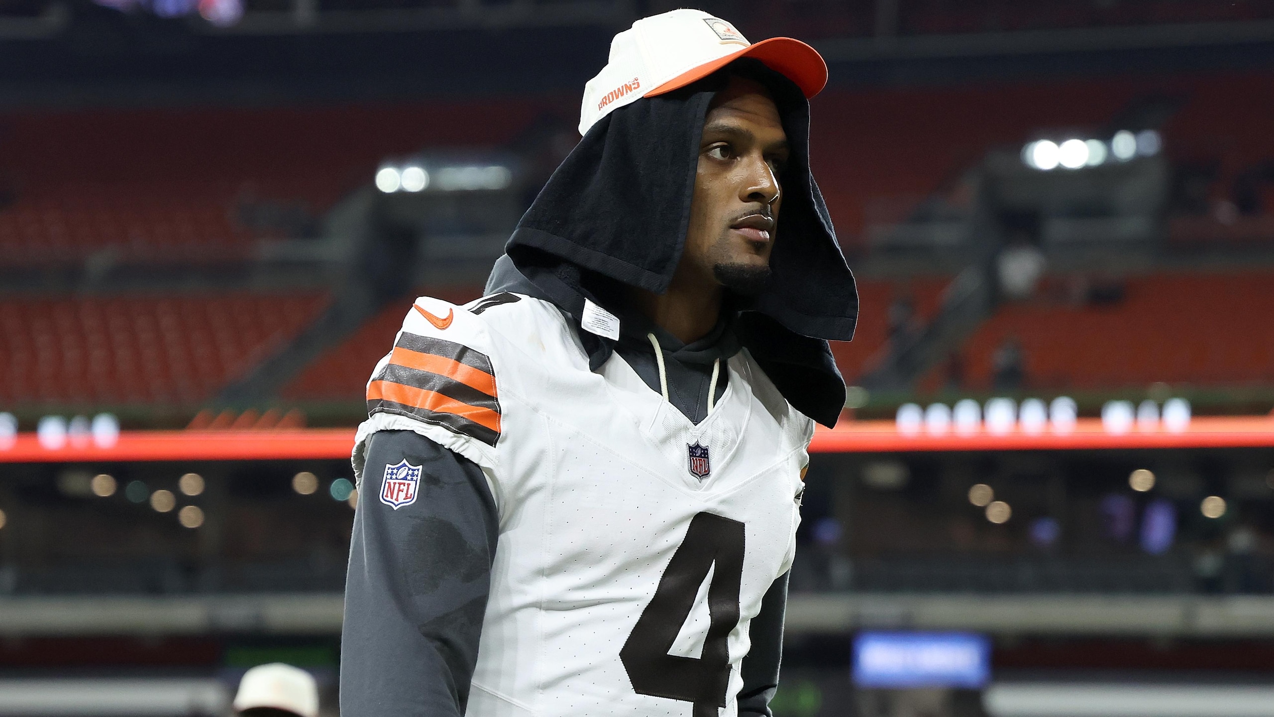 Patriots Browns Football