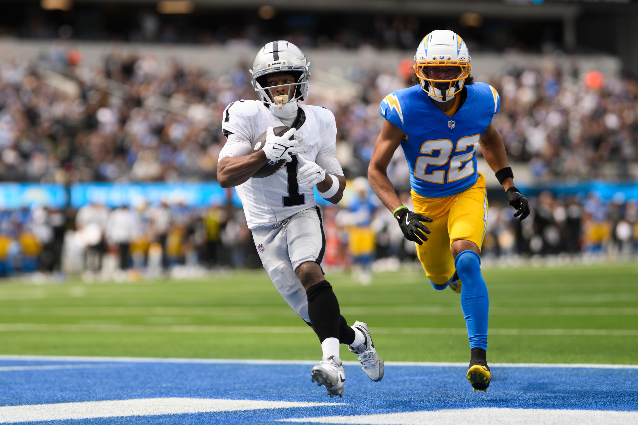 Raiders Chargers Football