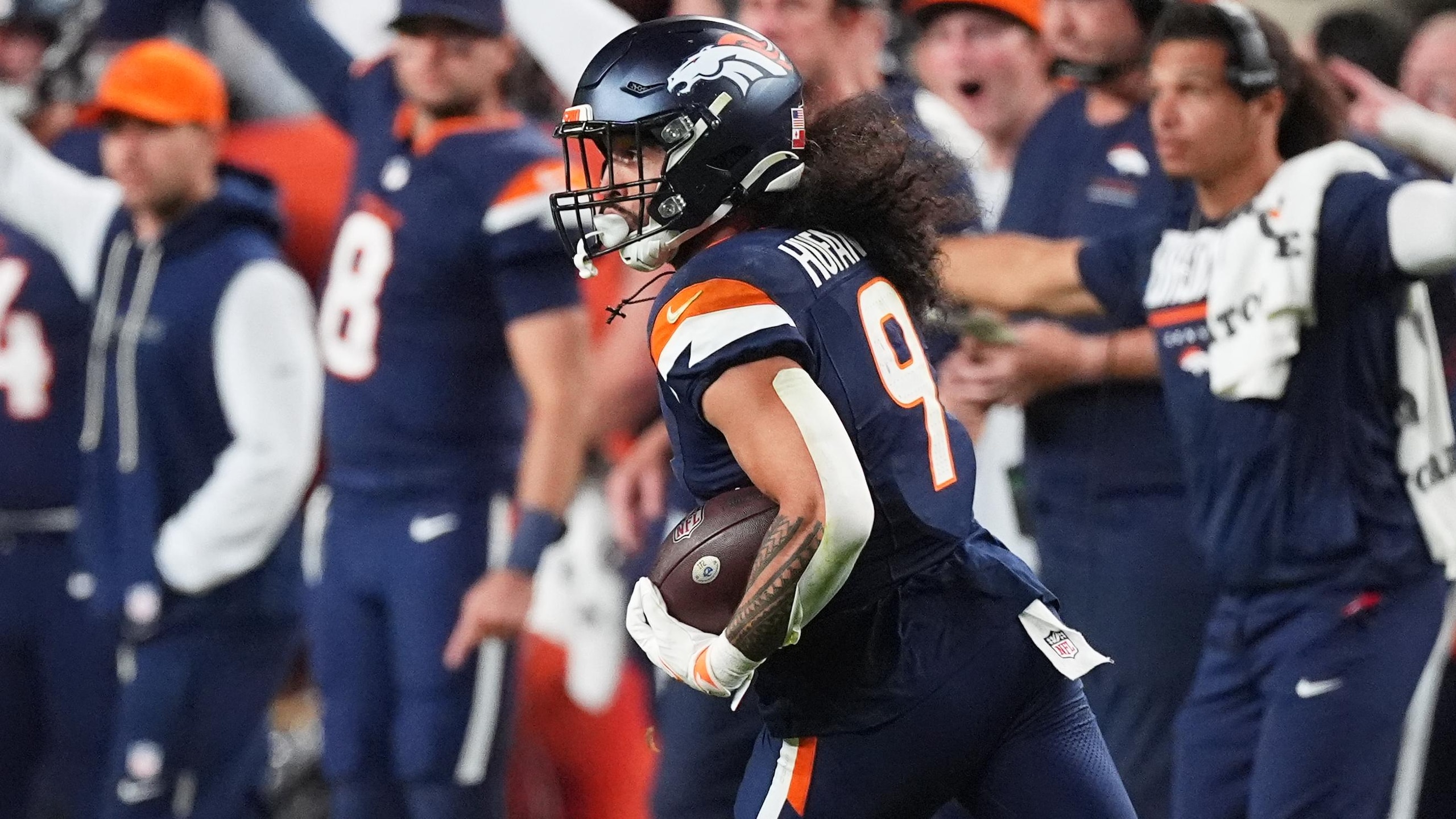 Rams Broncos Football
