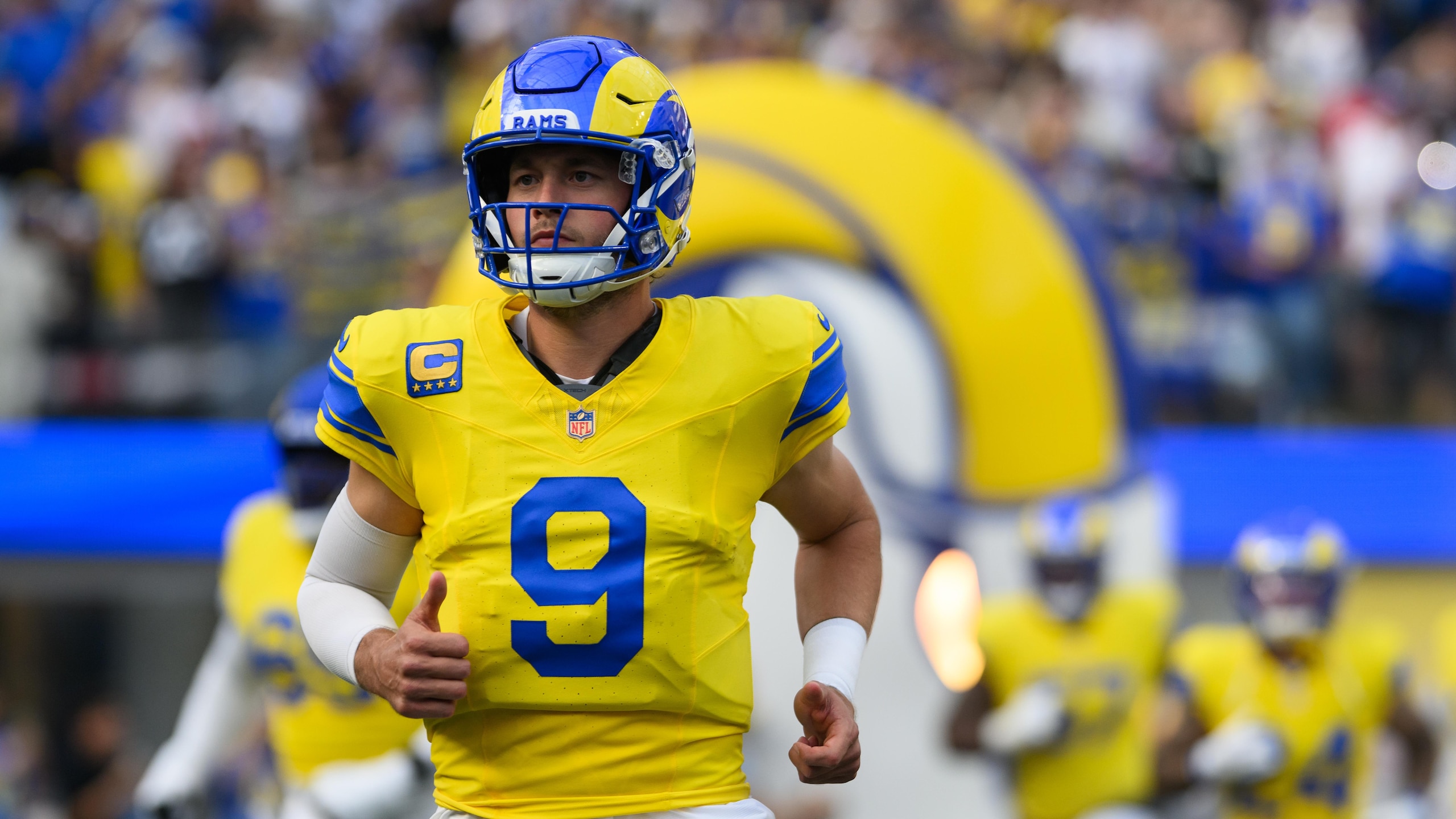 Giants Rams Football