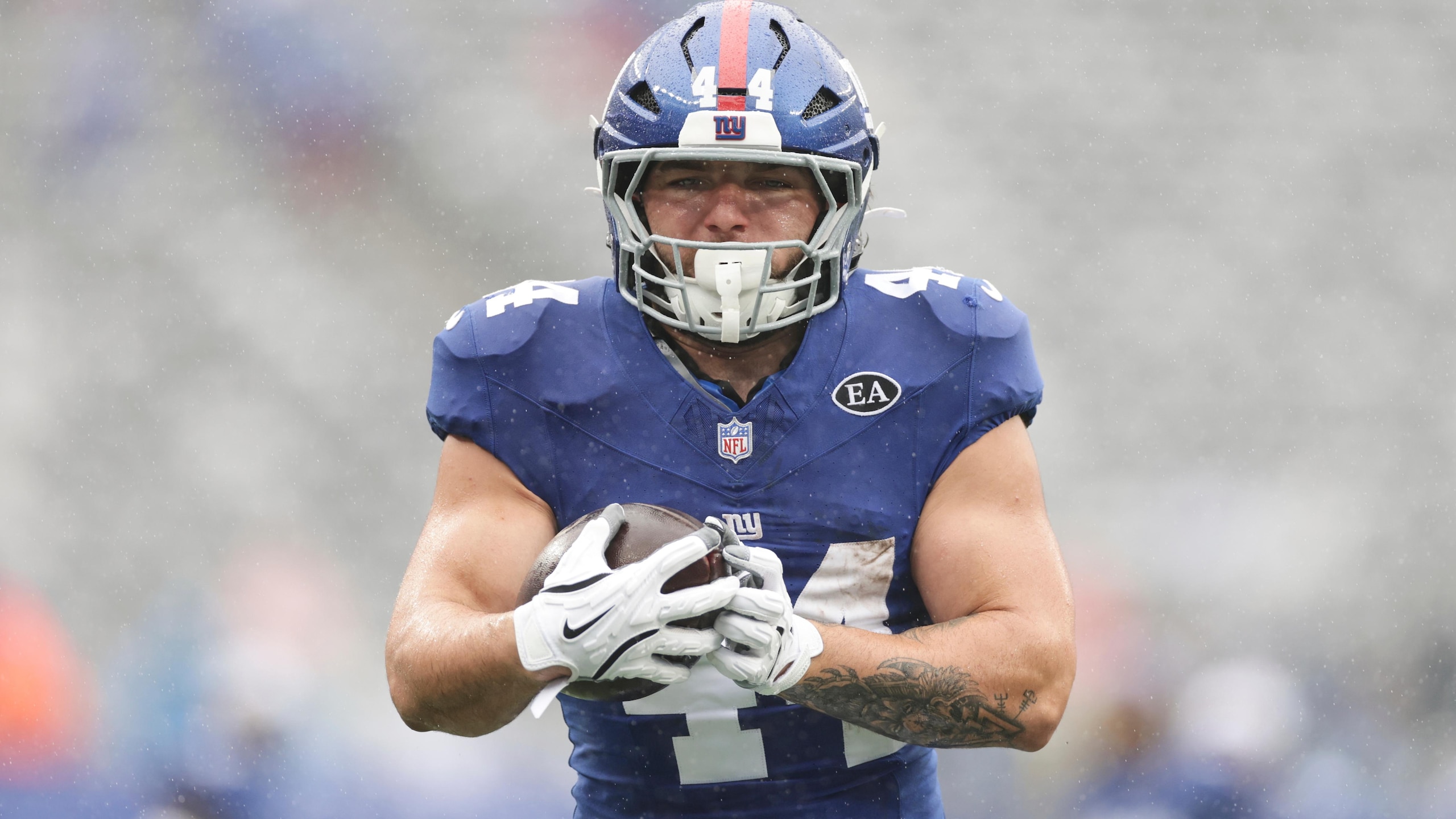 Titans Giants Football