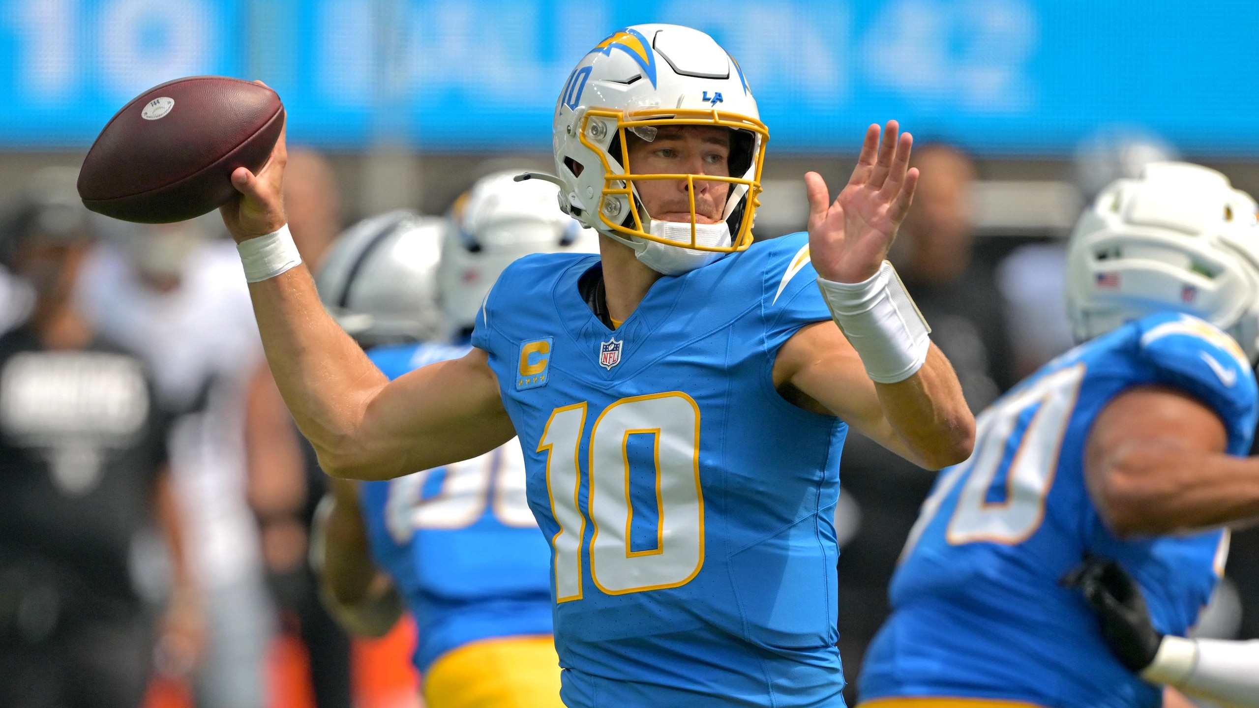 Raiders Chargers Football